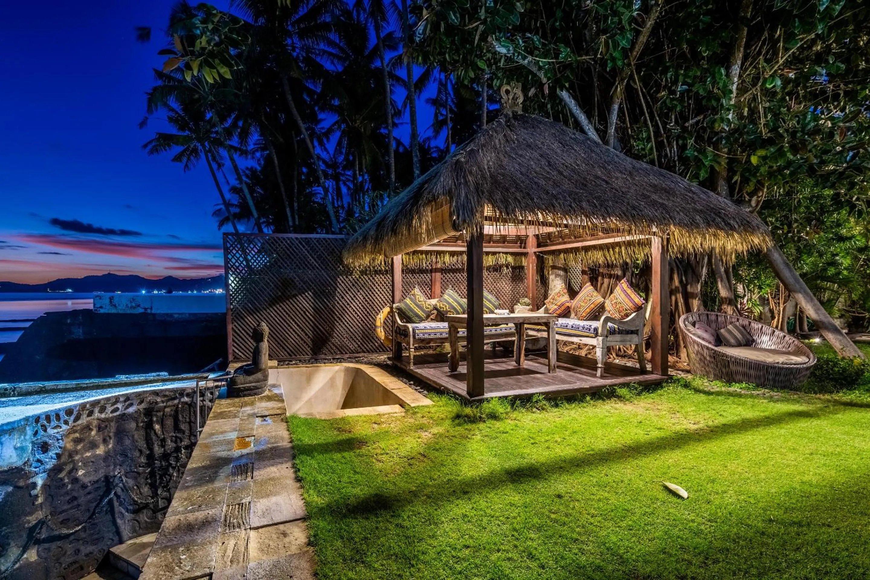 Night in The Village of Angels