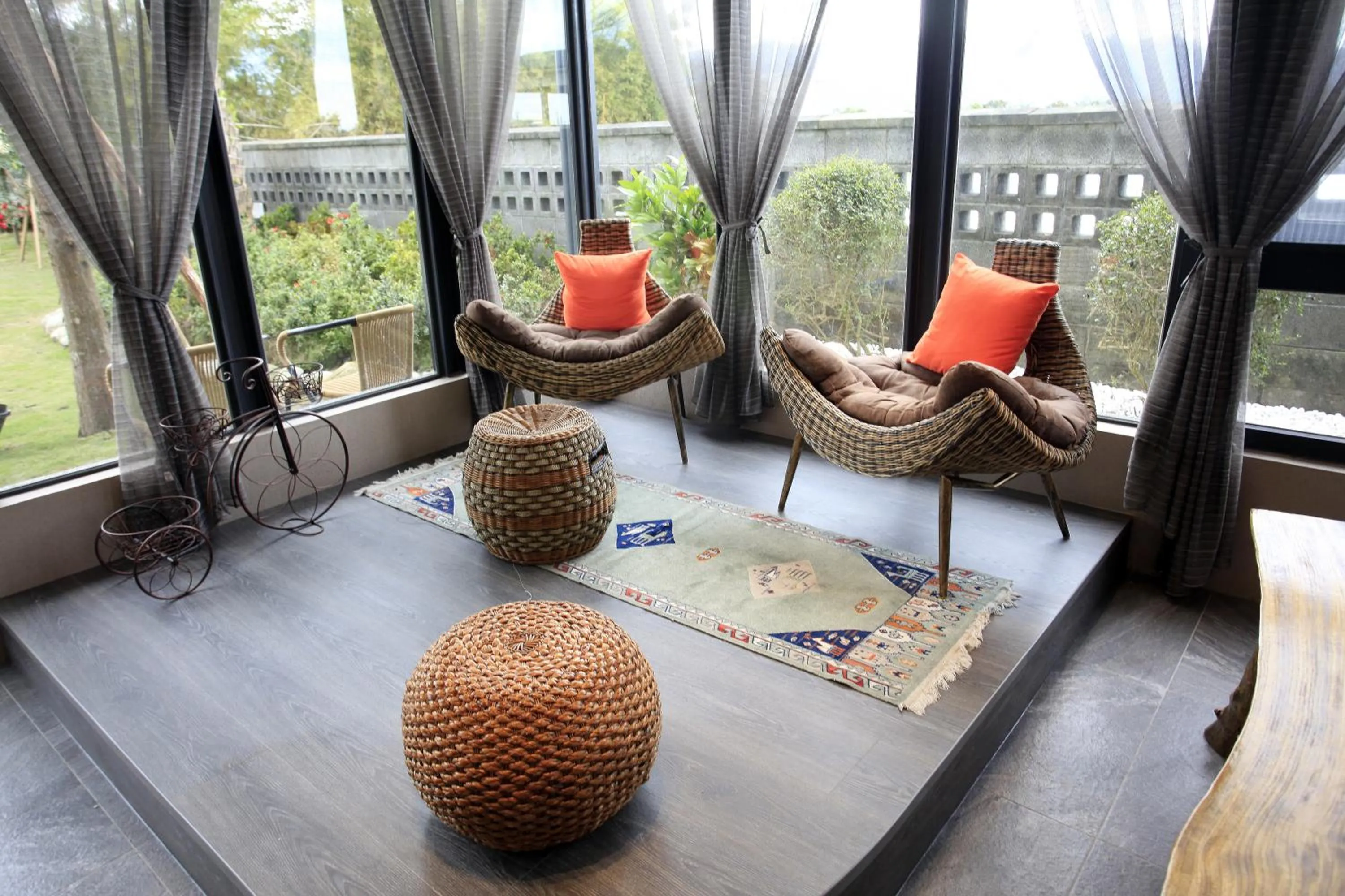 Lounge or bar in Pokara Resort