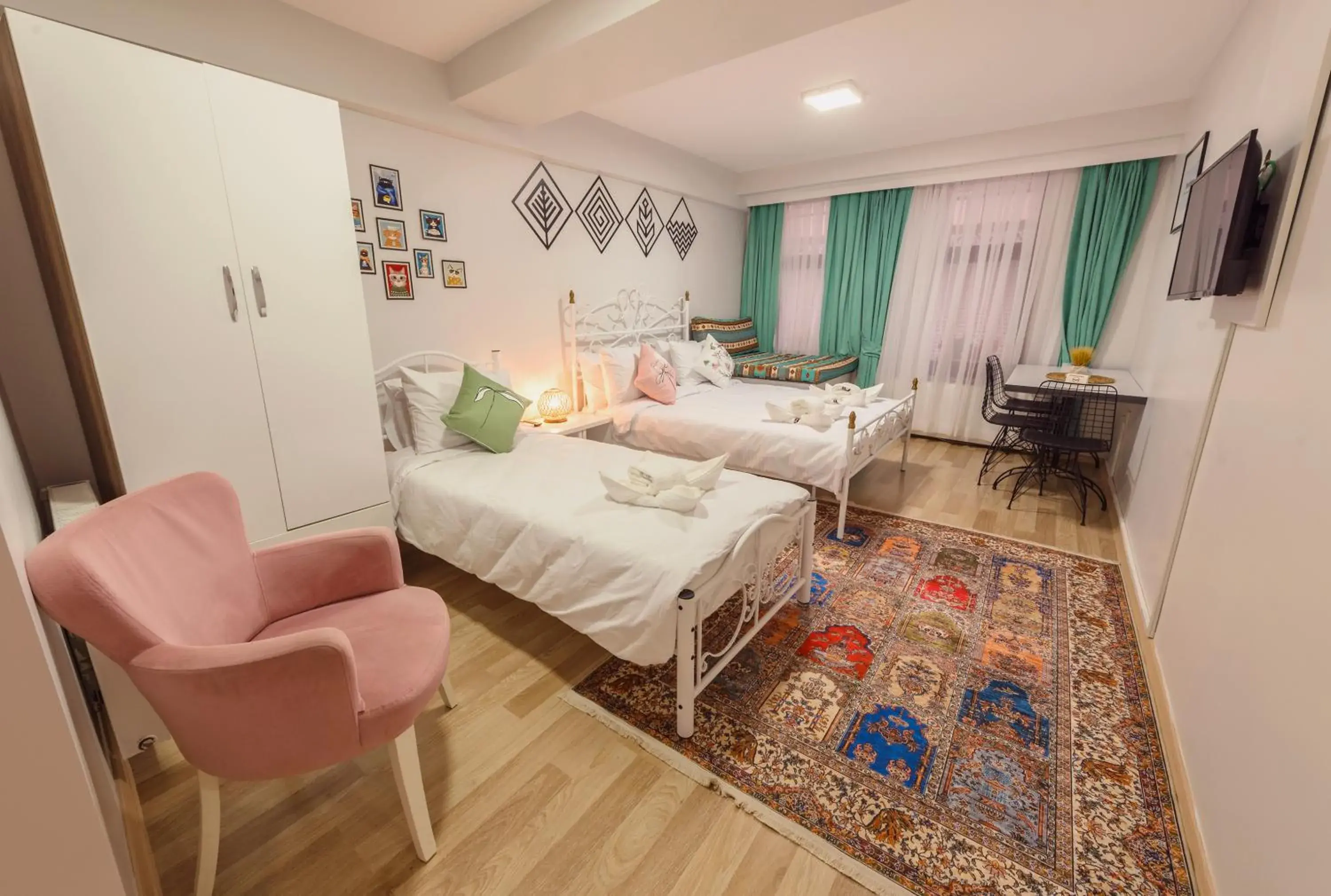 Deluxe Triple Room in Duru Istanbul Apart Deluxe Triple Room in Duru Istanbul Apart