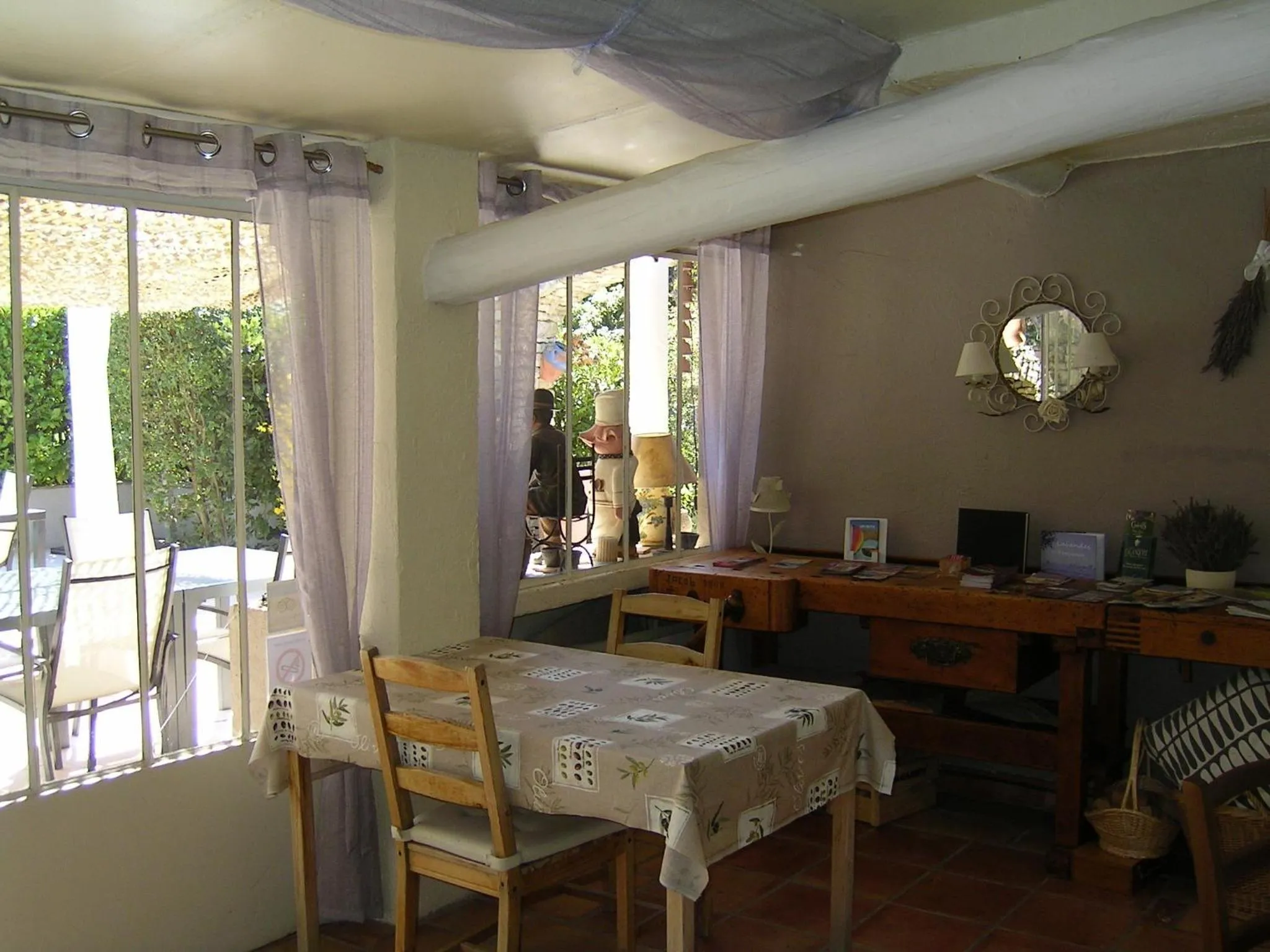 Communal kitchen in Mas la Provence