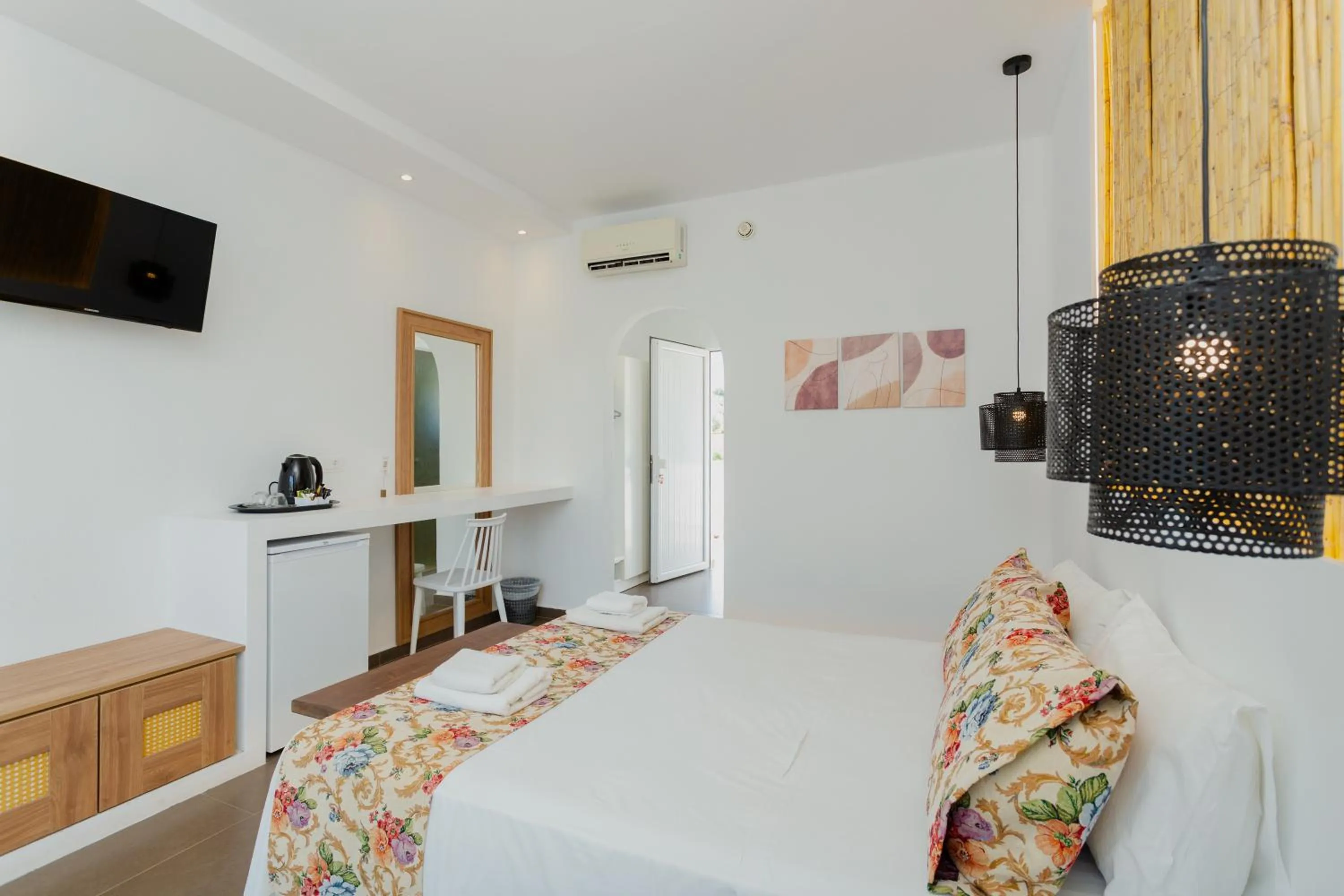 Bedroom, Bed in Belmare Hotel