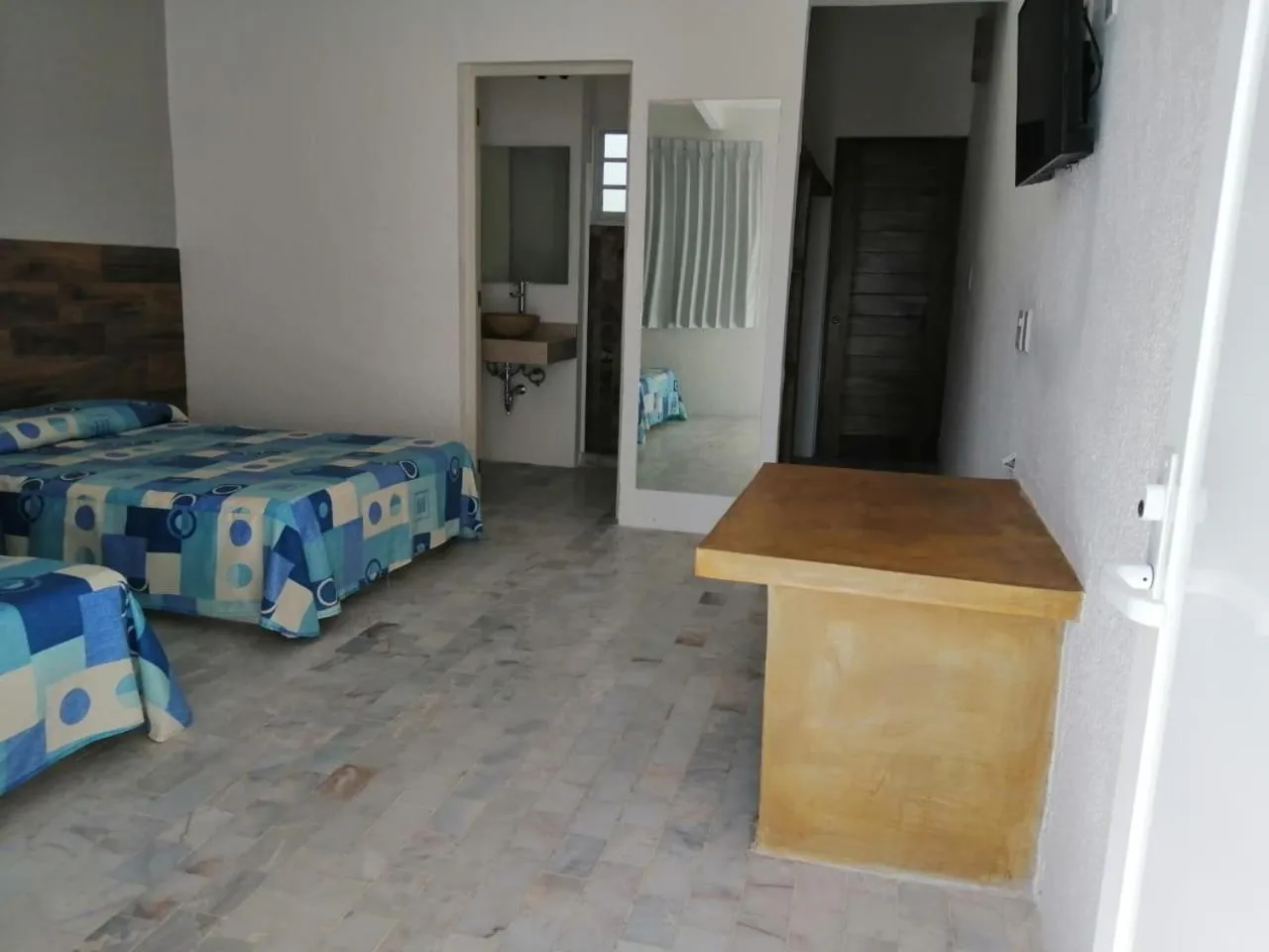 Bed in Hotel Villa Mexicana Puerto Escondido