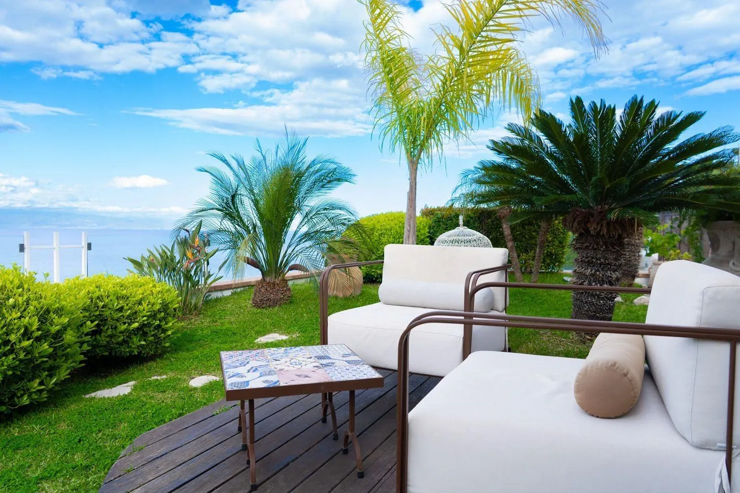 Garden in Villa Zagara Garden Spectacular Sea View in Taormina