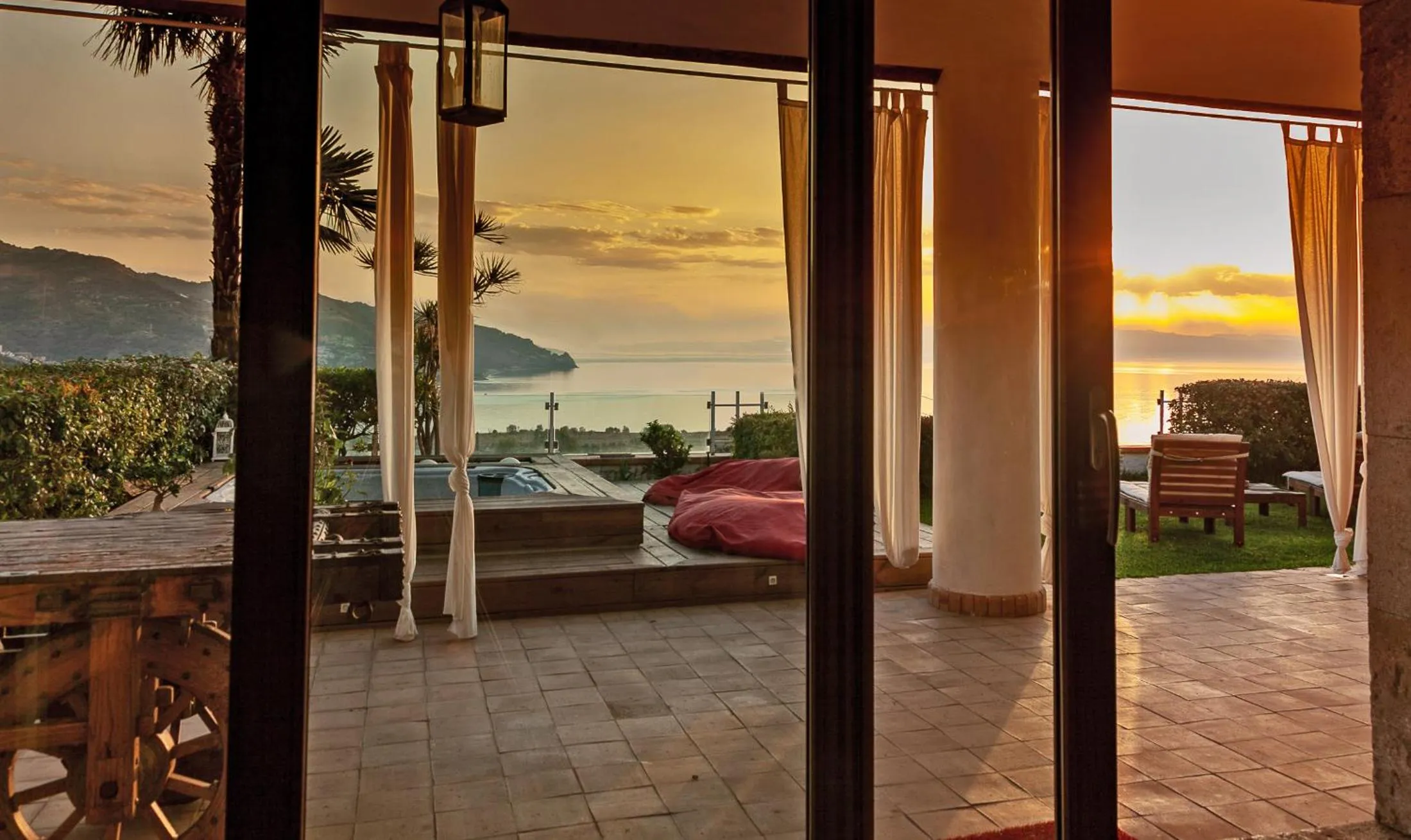 Patio in Villa Zagara Garden Spectacular Sea View in Taormina