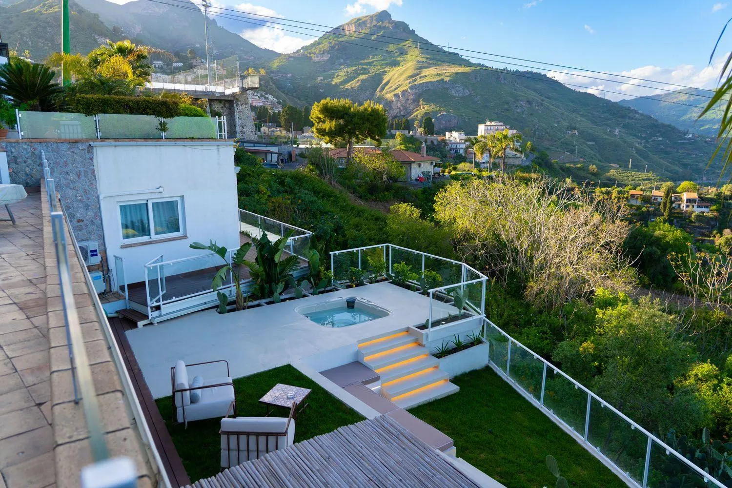 Day in Villa Zagara Garden Spectacular Sea View in Taormina