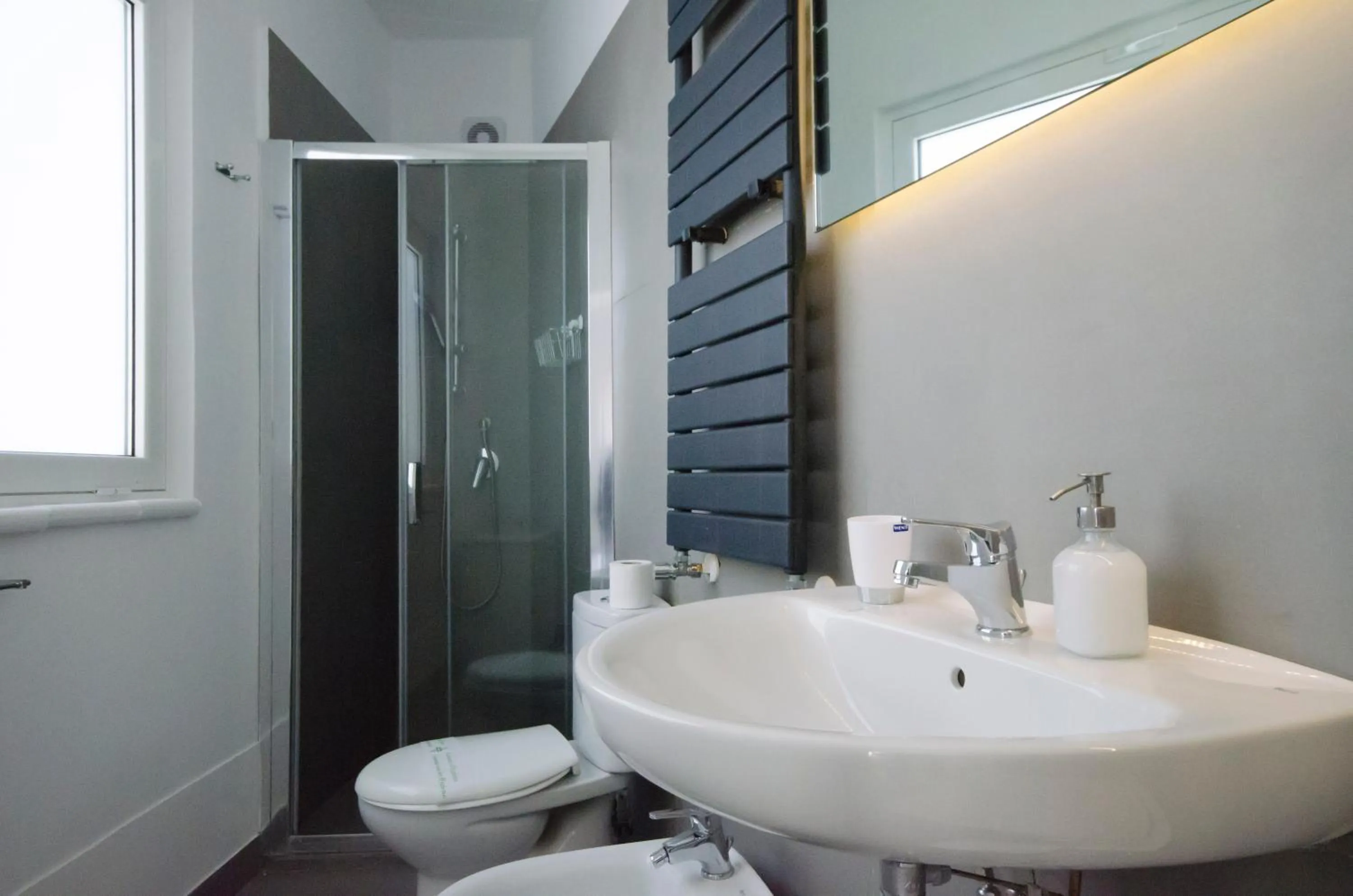 Shower in Villa Zagara Garden Spectacular Sea View in Taormina