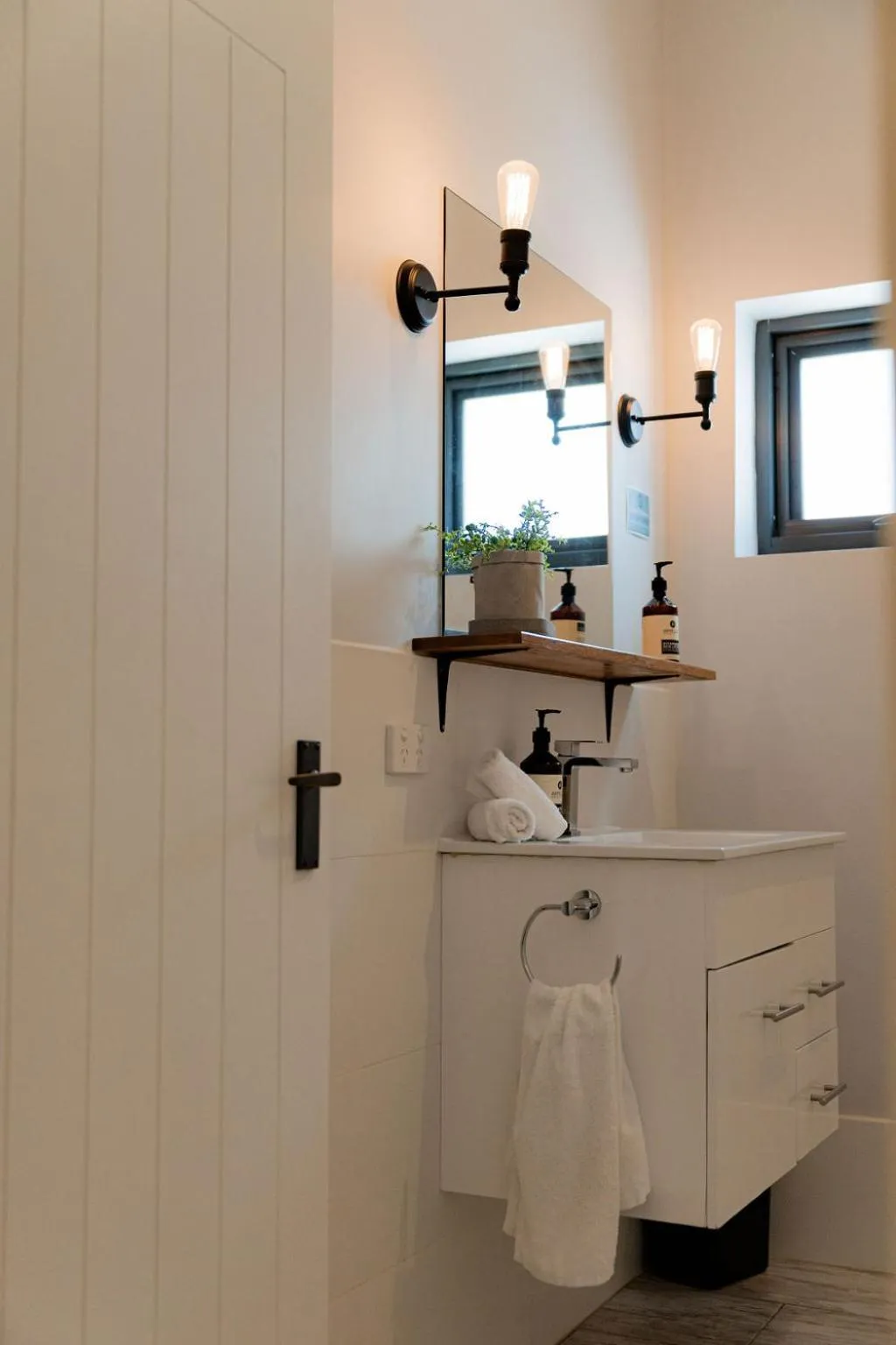 Bay Of Fires Apartments - Town Centre