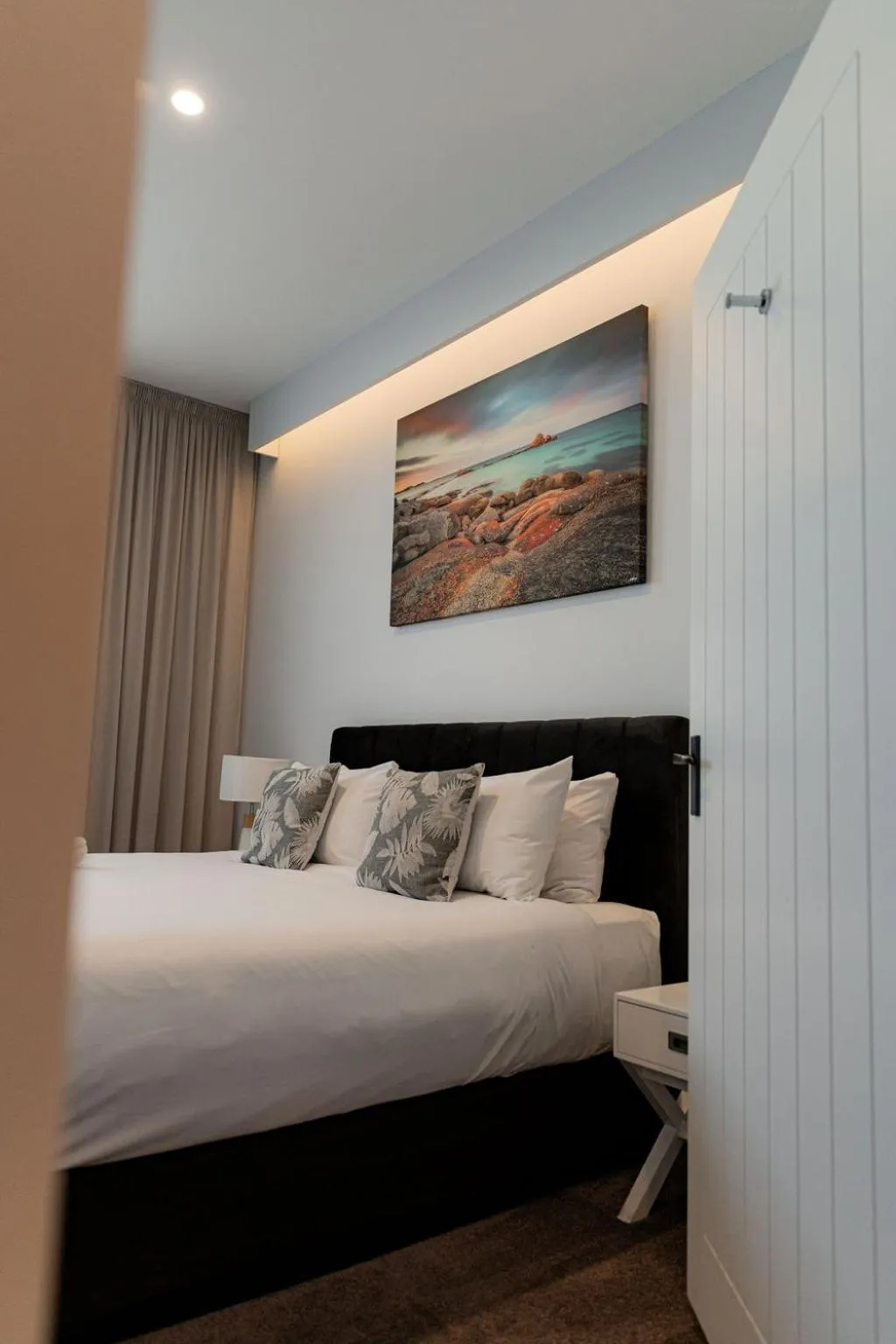 Bed in Bay Of Fires Apartments - Town Centre