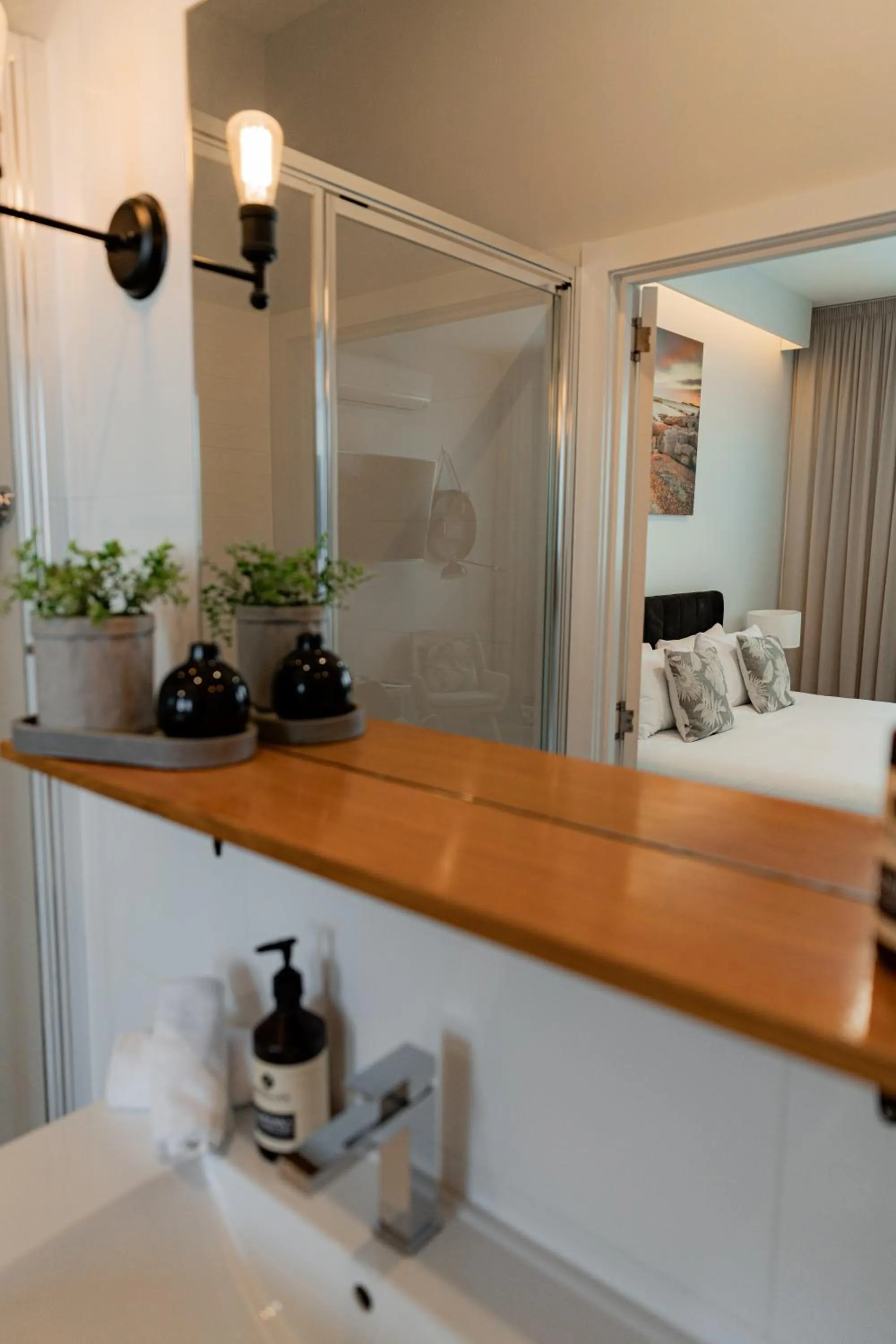 Bed in Bay Of Fires Apartments - Town Centre