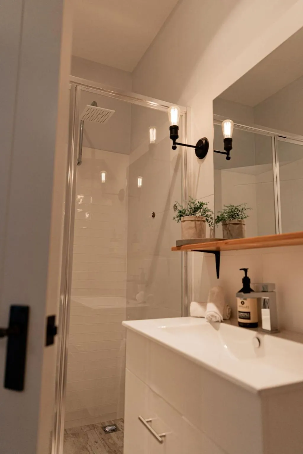 Bay Of Fires Apartments - Town Centre