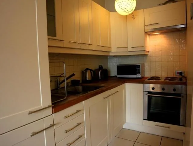 Kitchen or kitchenette in Prince Arthur