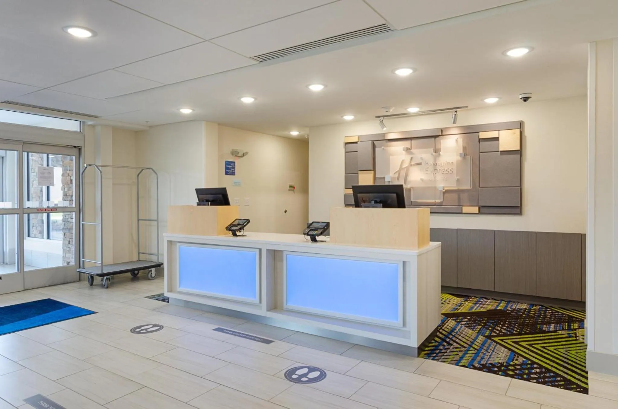 Property building in Holiday Inn Express & Suites - Abingdon by IHG