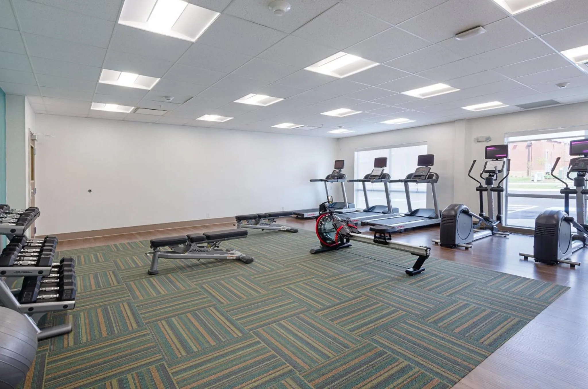 Spa and wellness centre/facilities in Holiday Inn Express & Suites - Abingdon by IHG