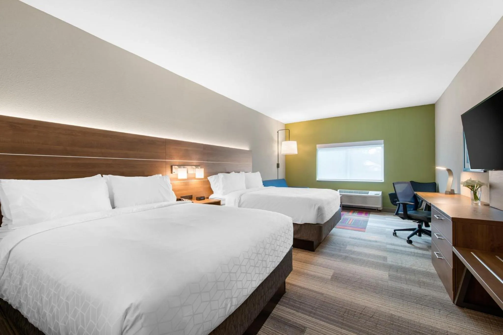 Photo of the whole room, Bed in Holiday Inn Express & Suites - Wildwood - The Villages by IHG