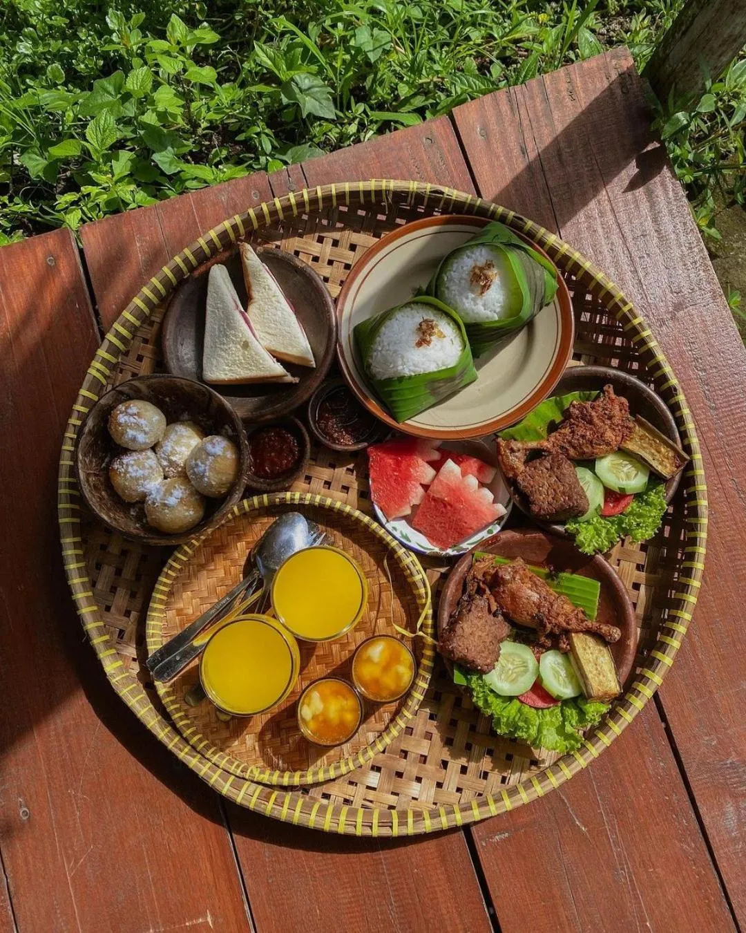 Restaurant/places to eat in Taman Dolan Home & Resort