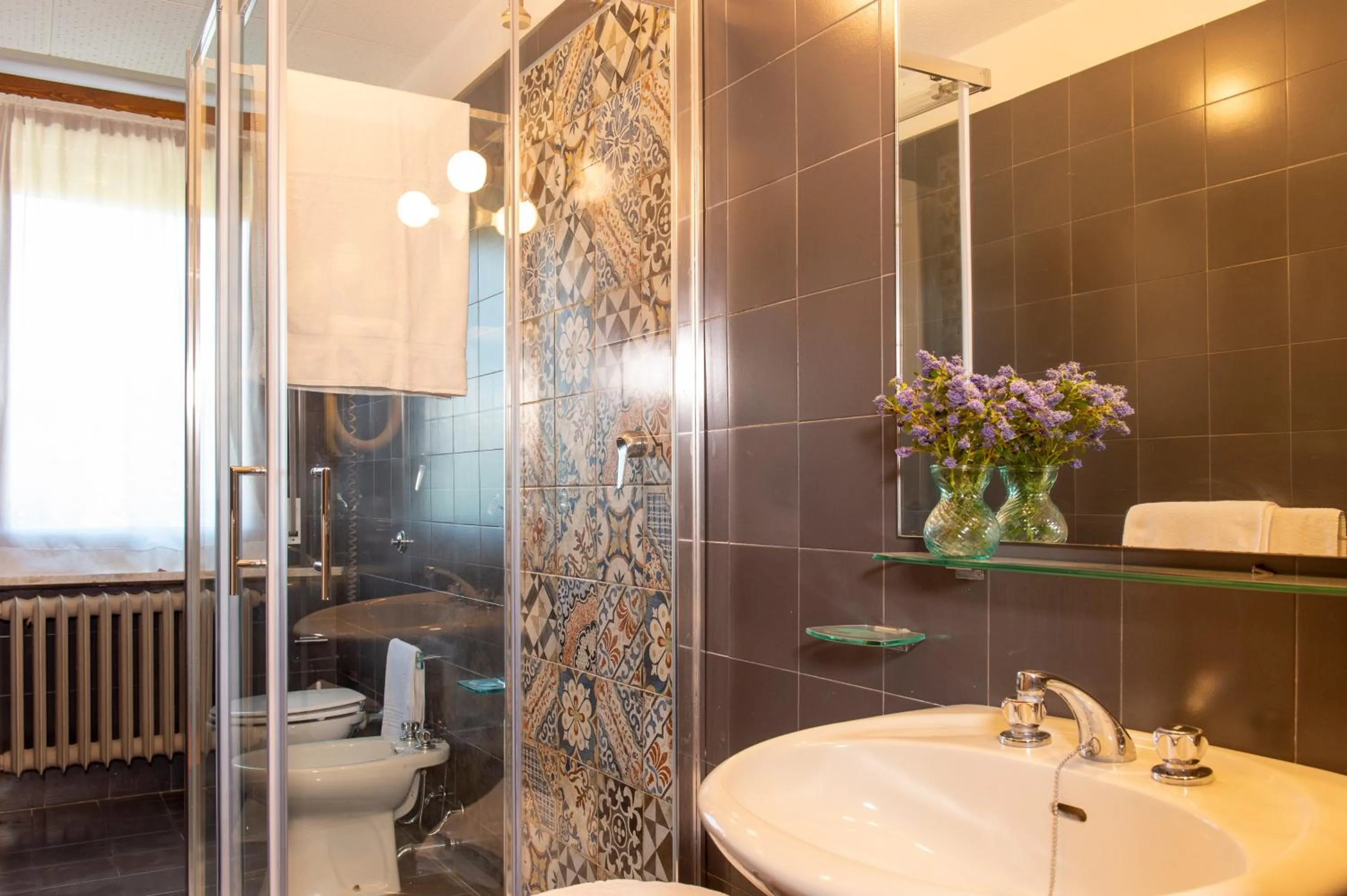Bathroom in Hotel Villa dei Pini