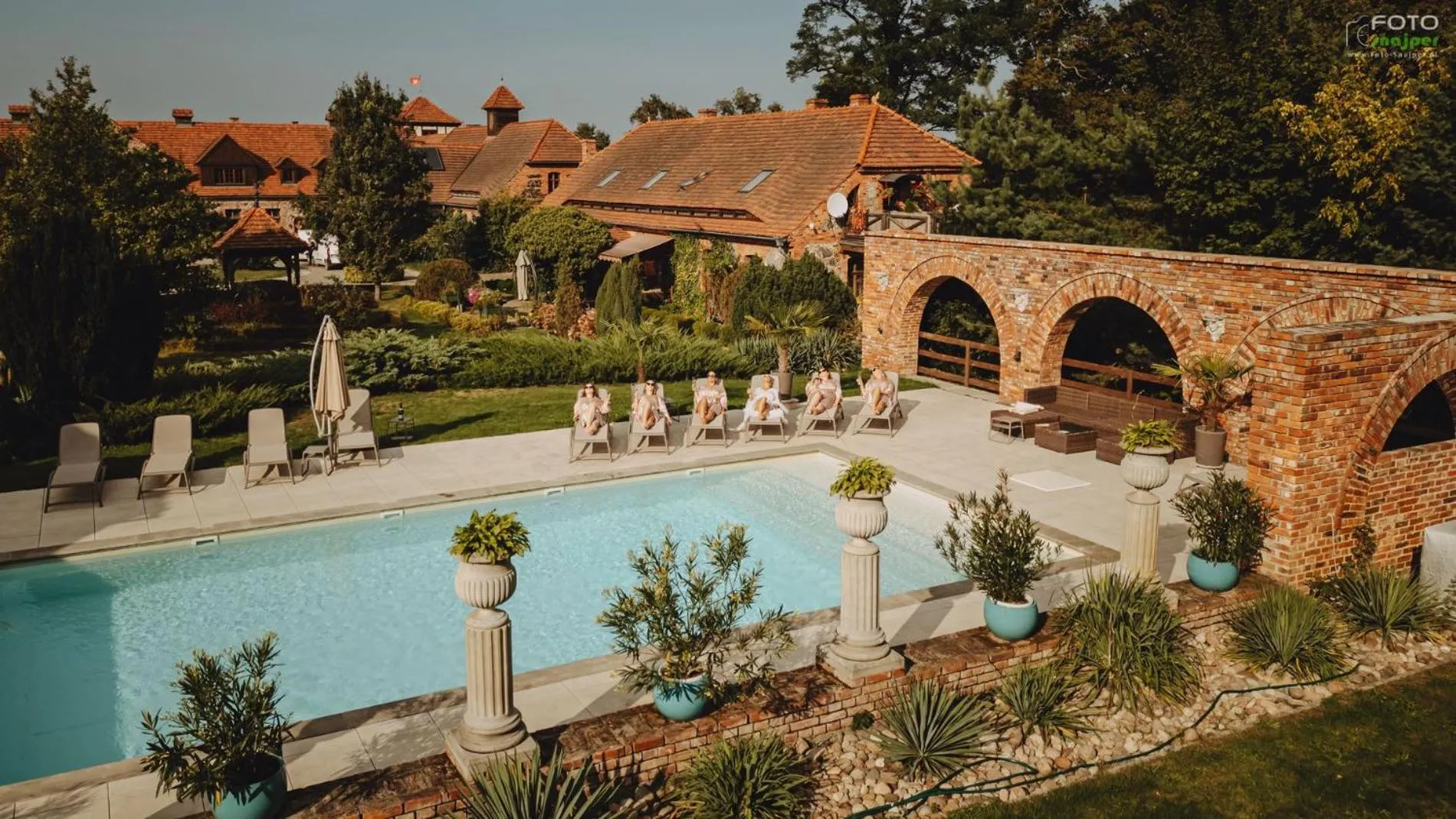 Pool view in Żabi Dwór - HOTEL - RESTAURACJA - SPA