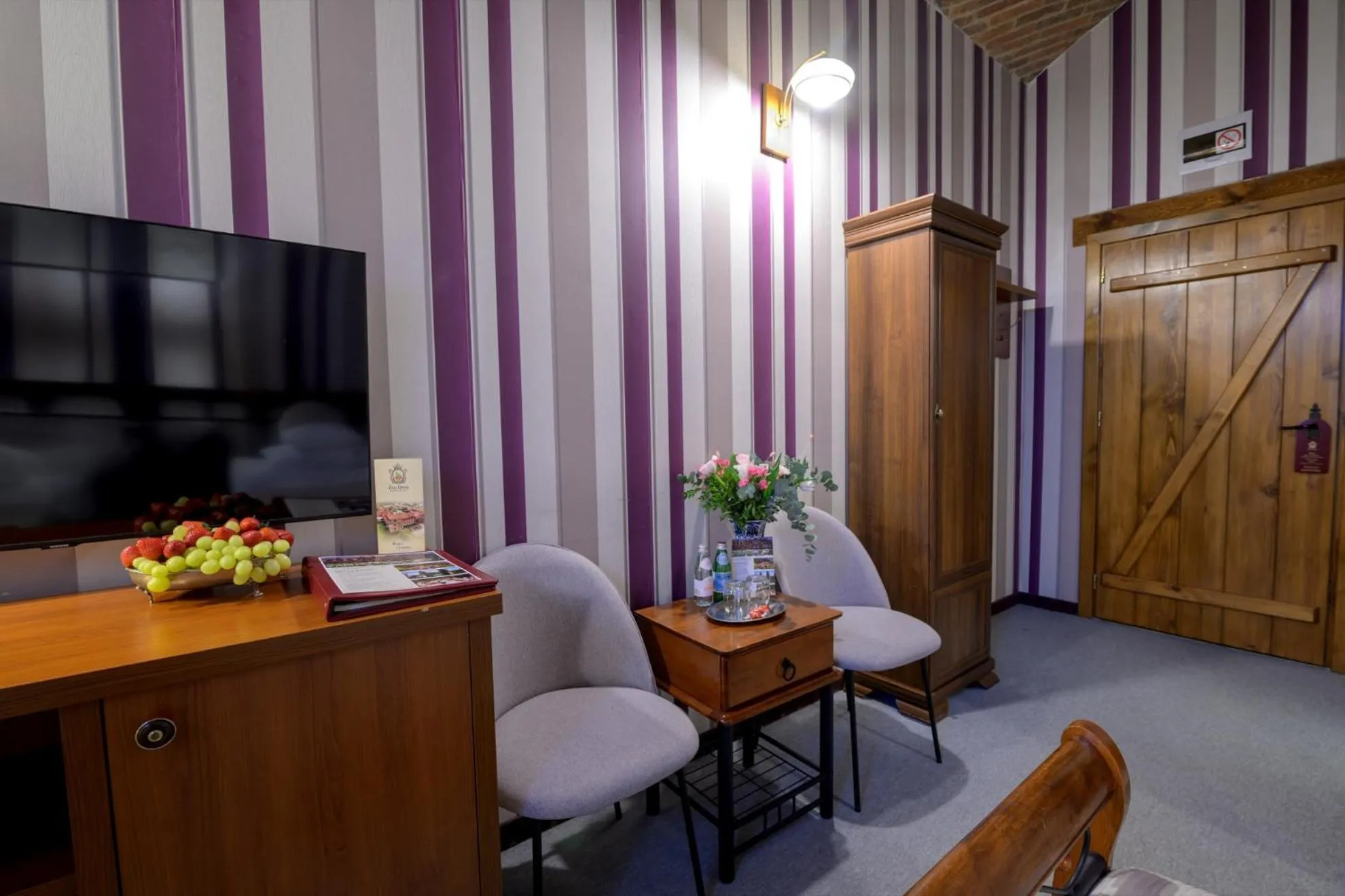 TV and multimedia in Żabi Dwór - HOTEL - RESTAURACJA - SPA