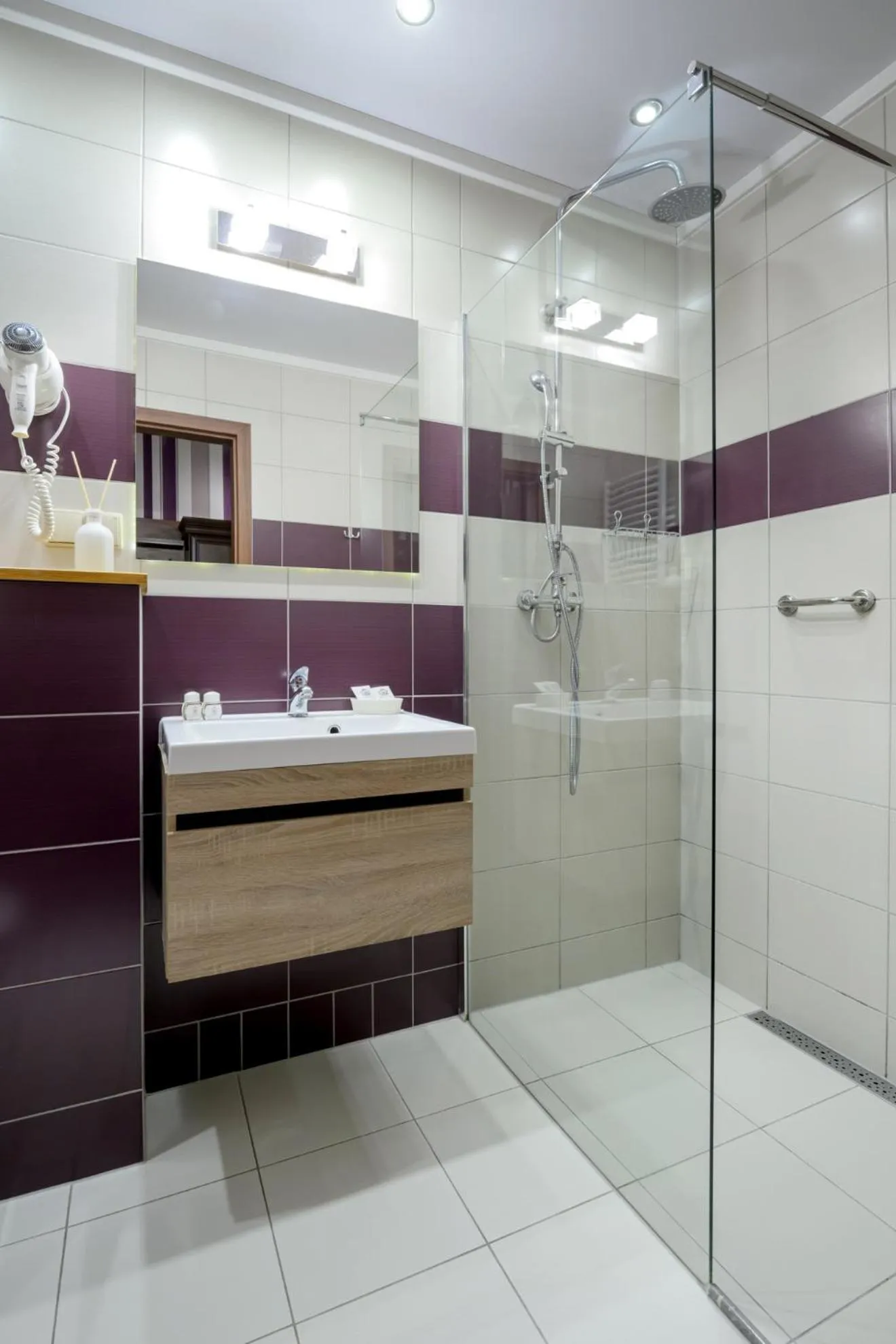 Żabi Dwór - HOTEL - RESTAURACJA - SPA