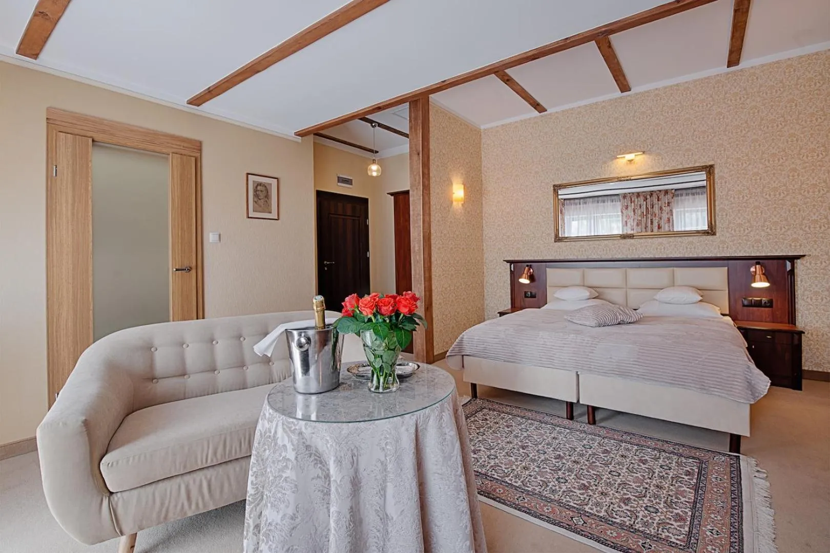 Bed in Żabi Dwór - HOTEL - RESTAURACJA - SPA