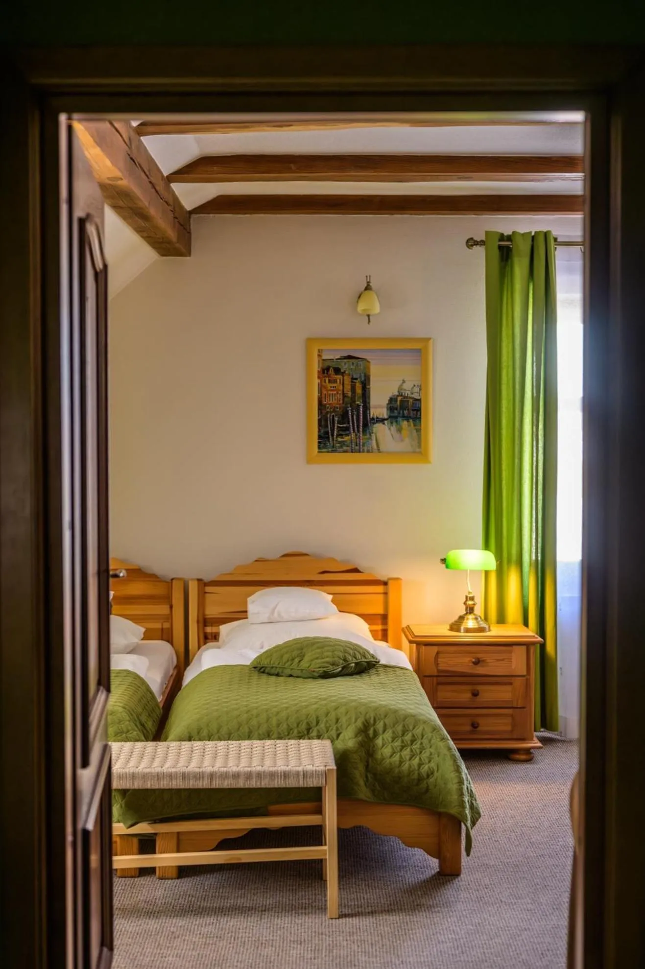 Bed in Żabi Dwór - HOTEL - RESTAURACJA - SPA