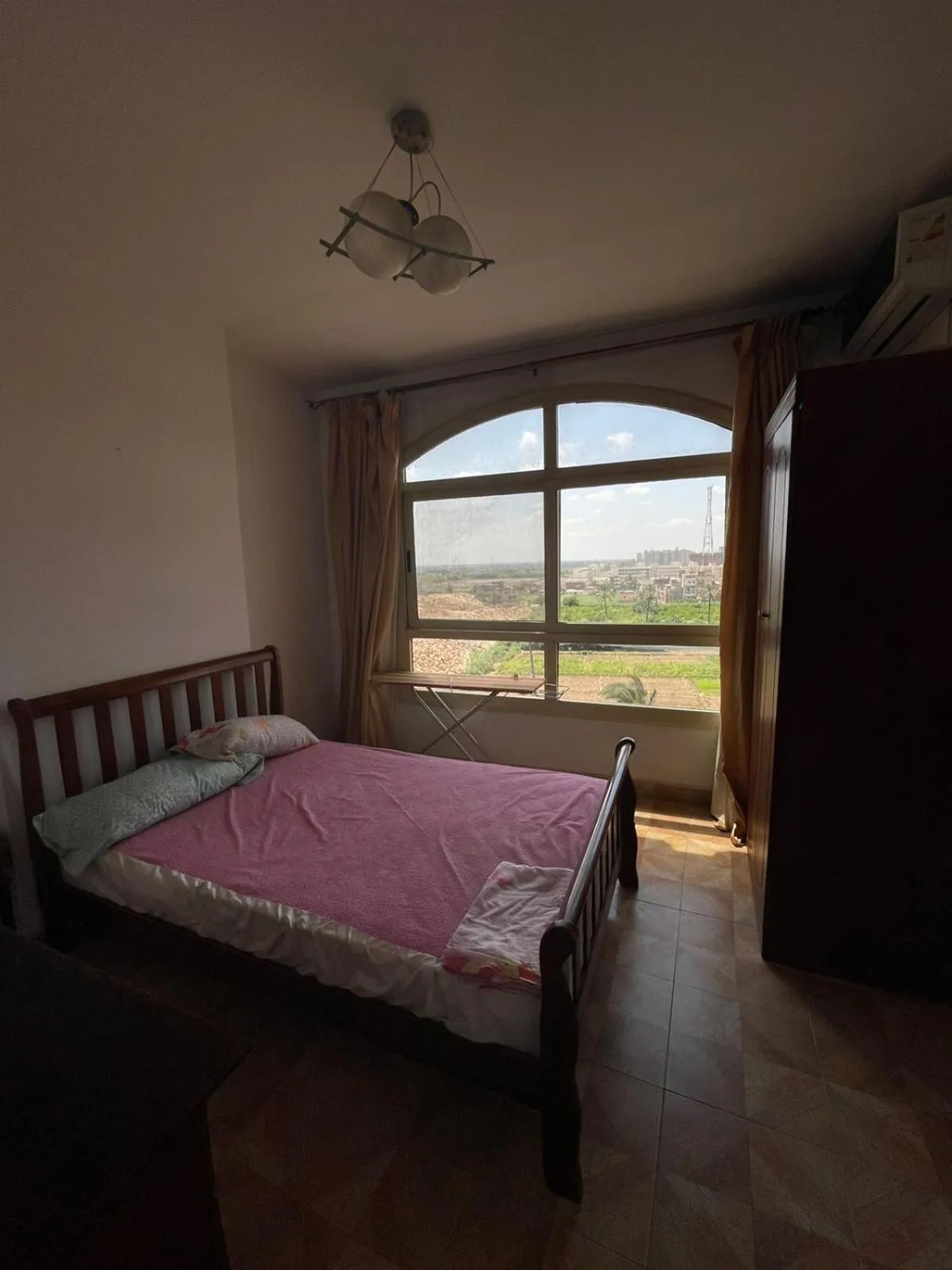 Bed in Flat in Royal Plaza Alexandria in front of El Montazah garden