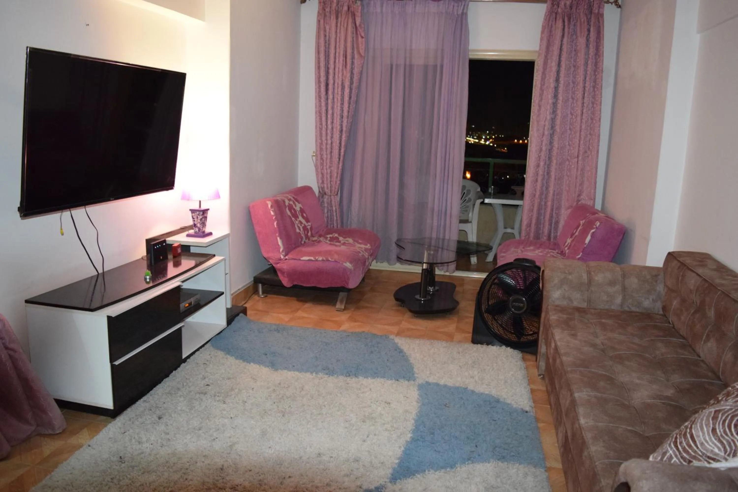 Flat in Royal Plaza Alexandria in front of El Montazah garden
