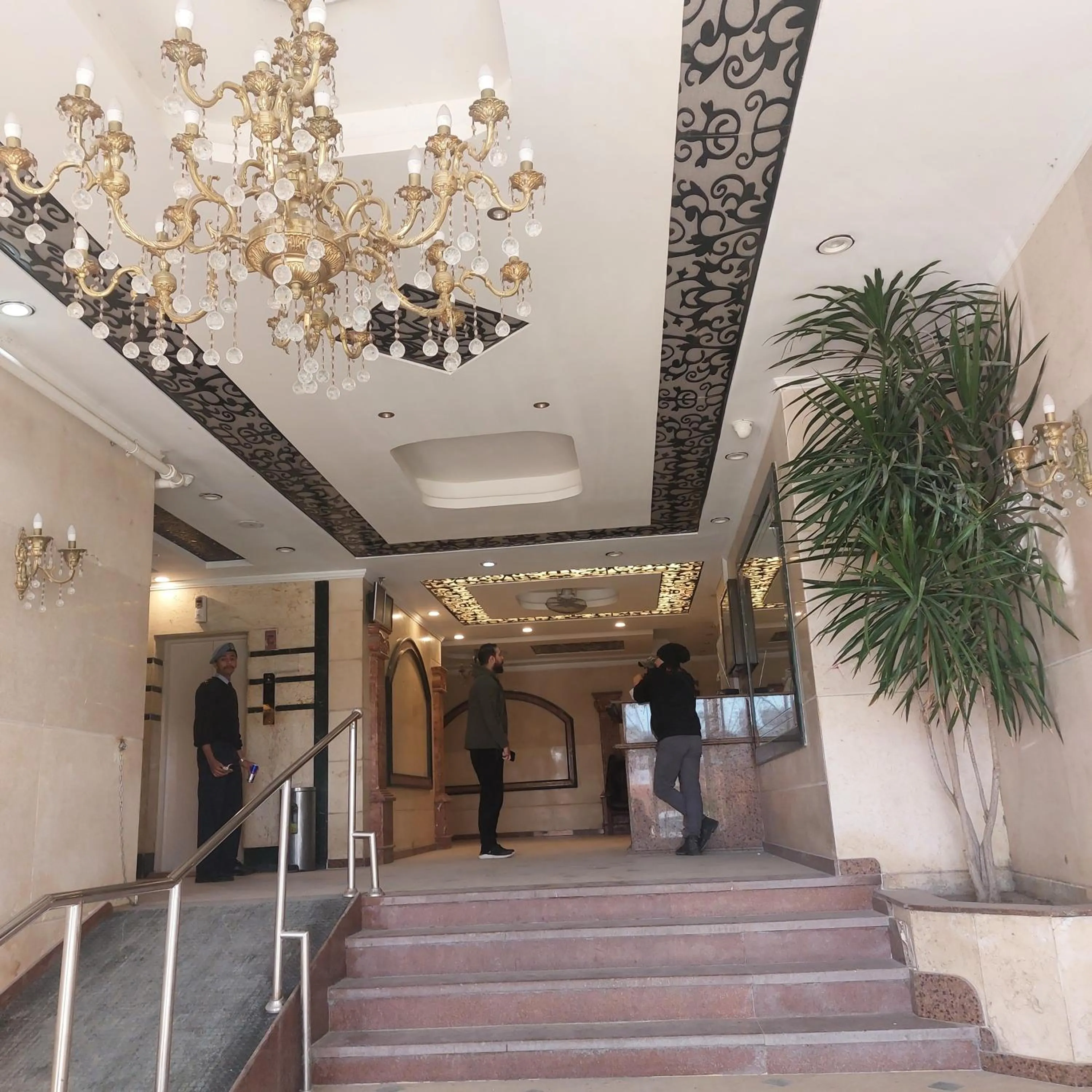 Flat in Royal Plaza Alexandria in front of El Montazah garden