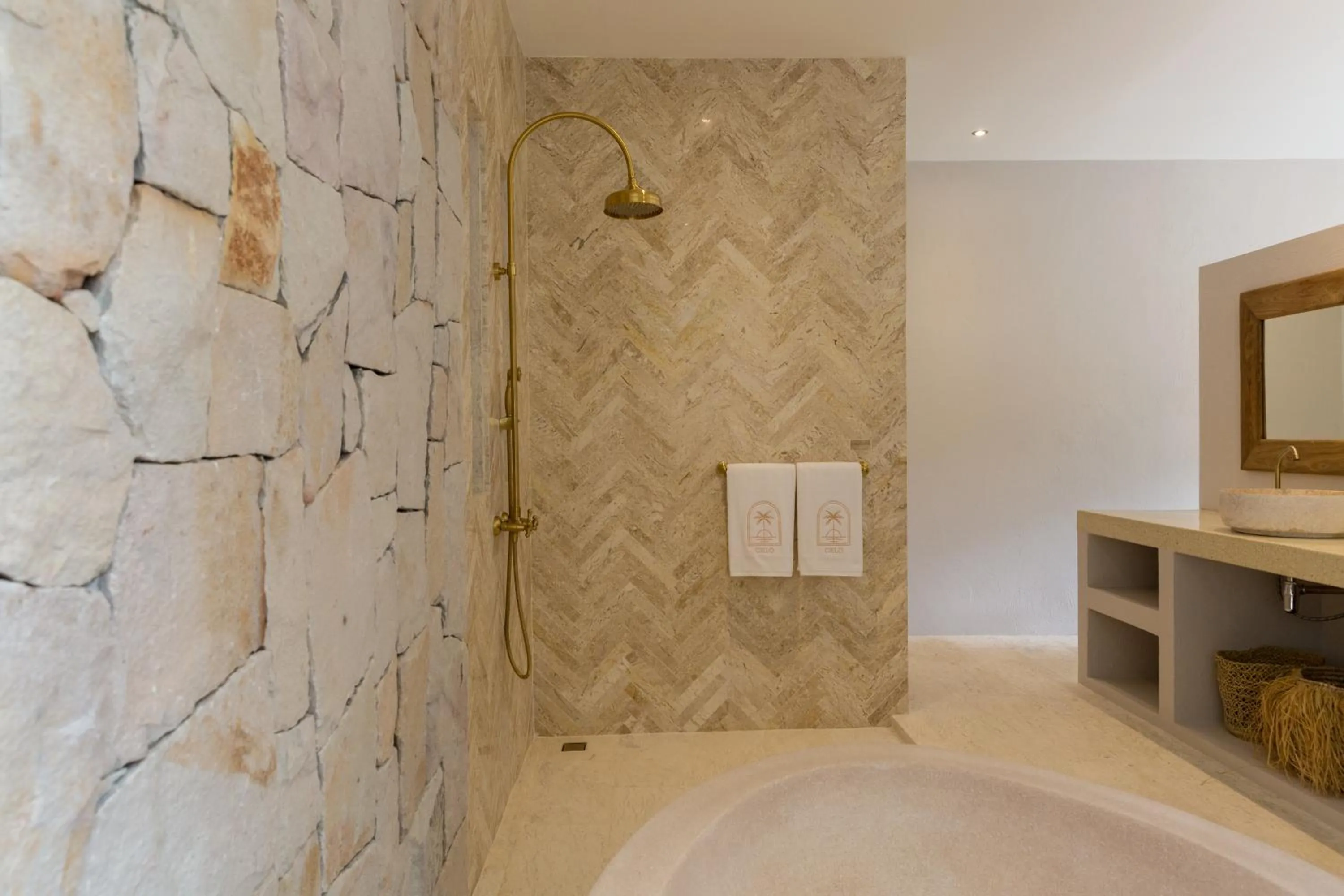 Shower in Cielo Boutique Hotel & Spa Samui