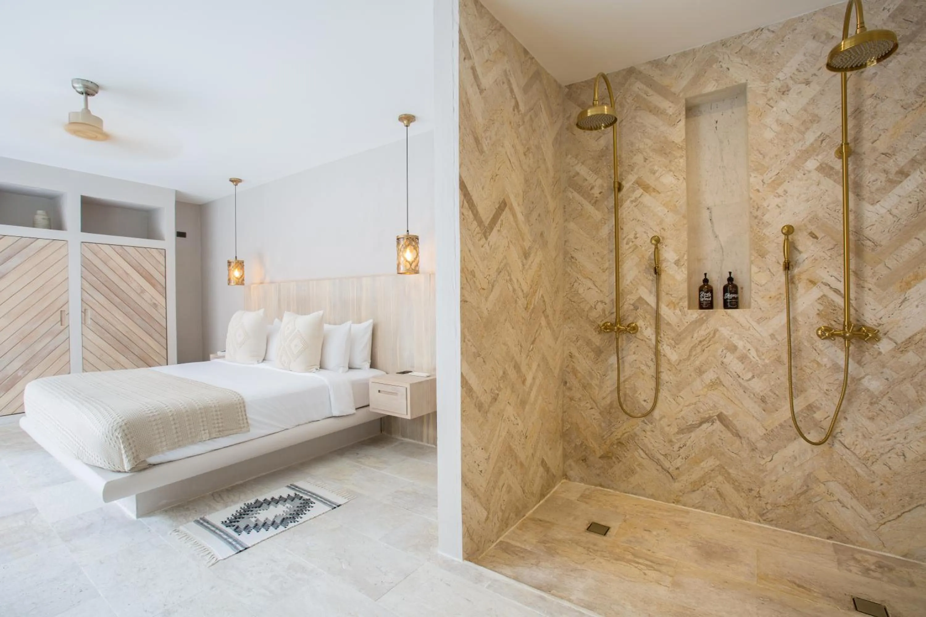 Bathroom, Bed in Cielo Boutique Hotel & Spa Samui