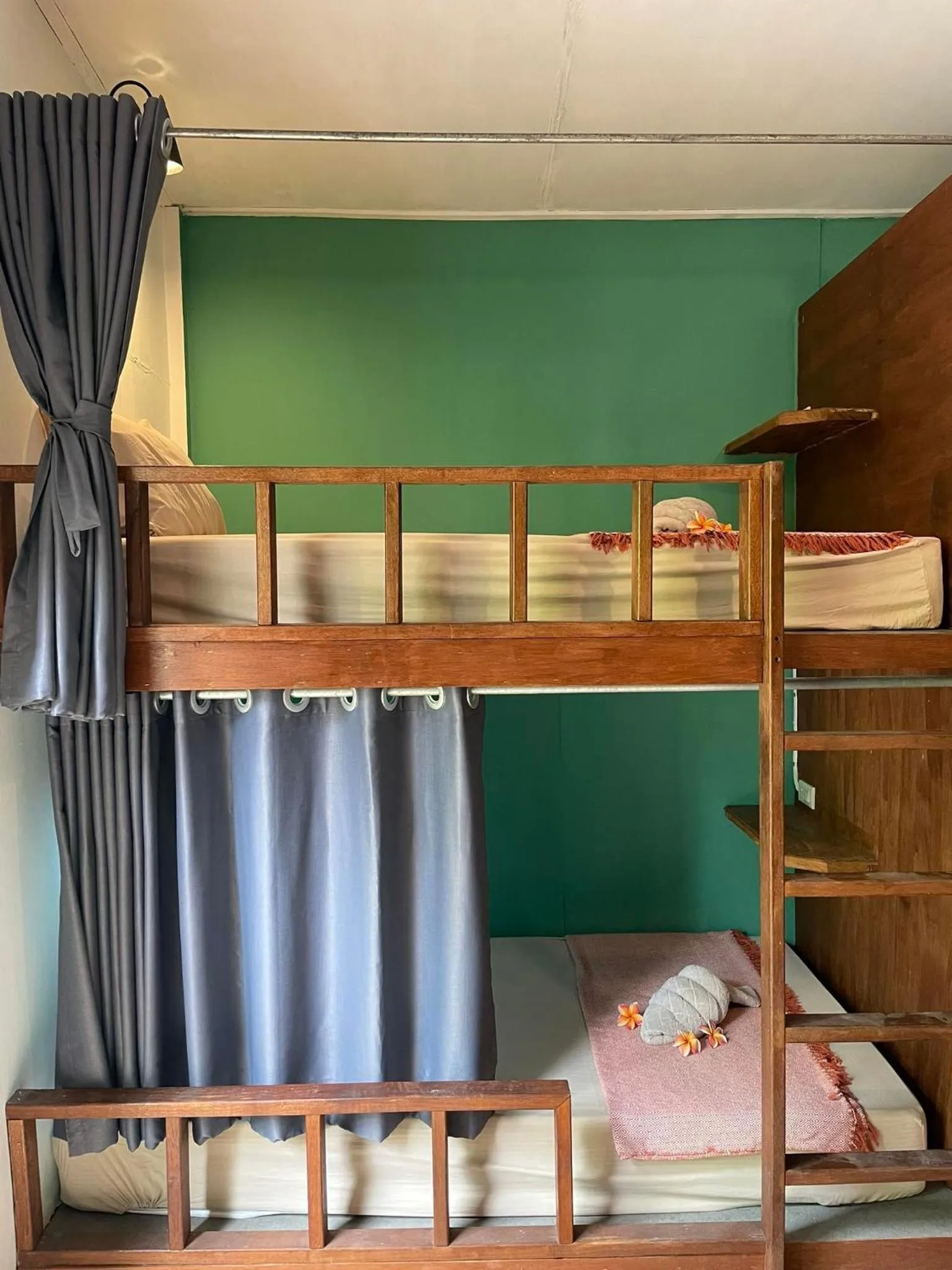 Bed in 6-Bed Mixed Dormitory Room in Hideaway, Koh Lipe