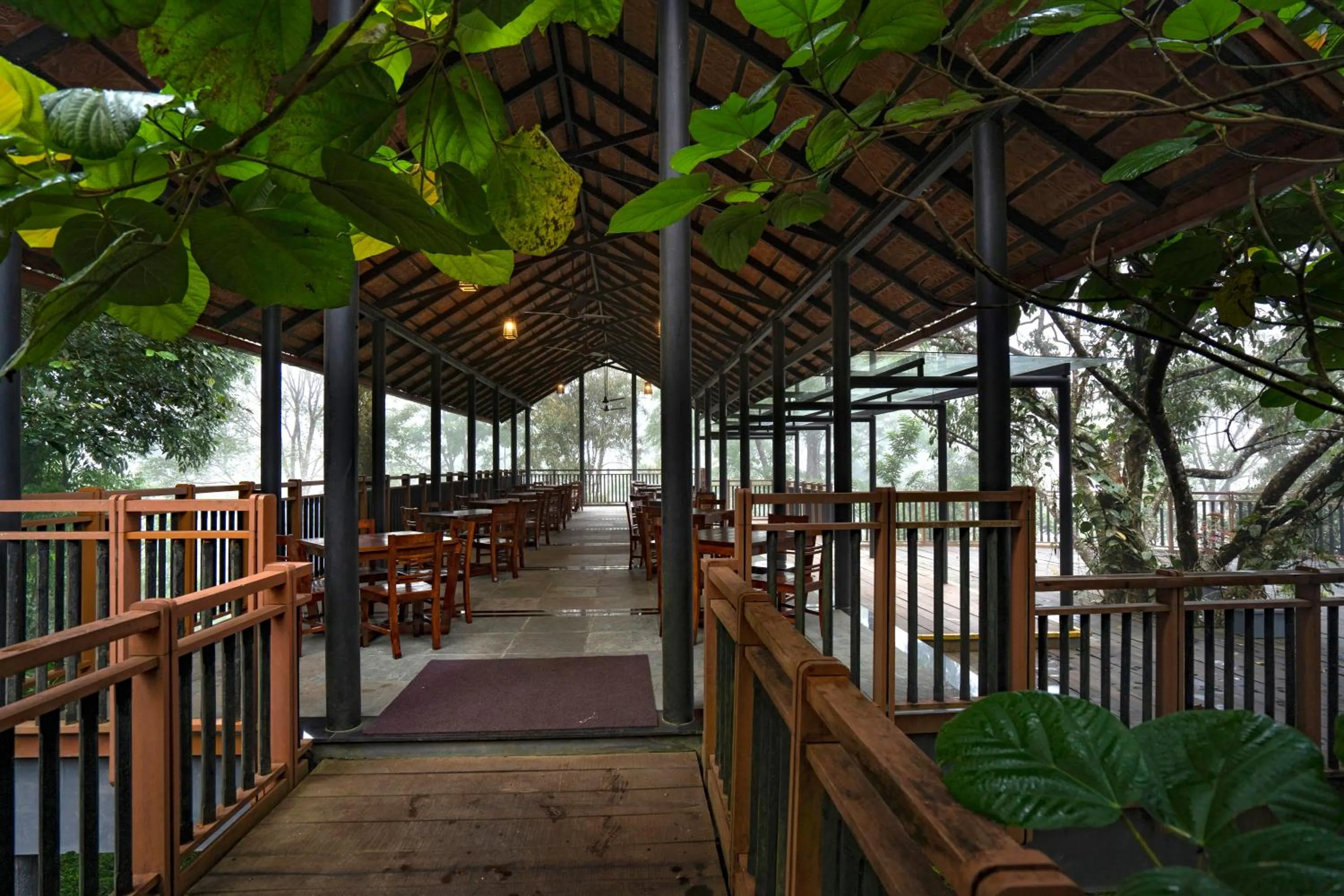 Restaurant/places to eat in Vythiri Mist Resort