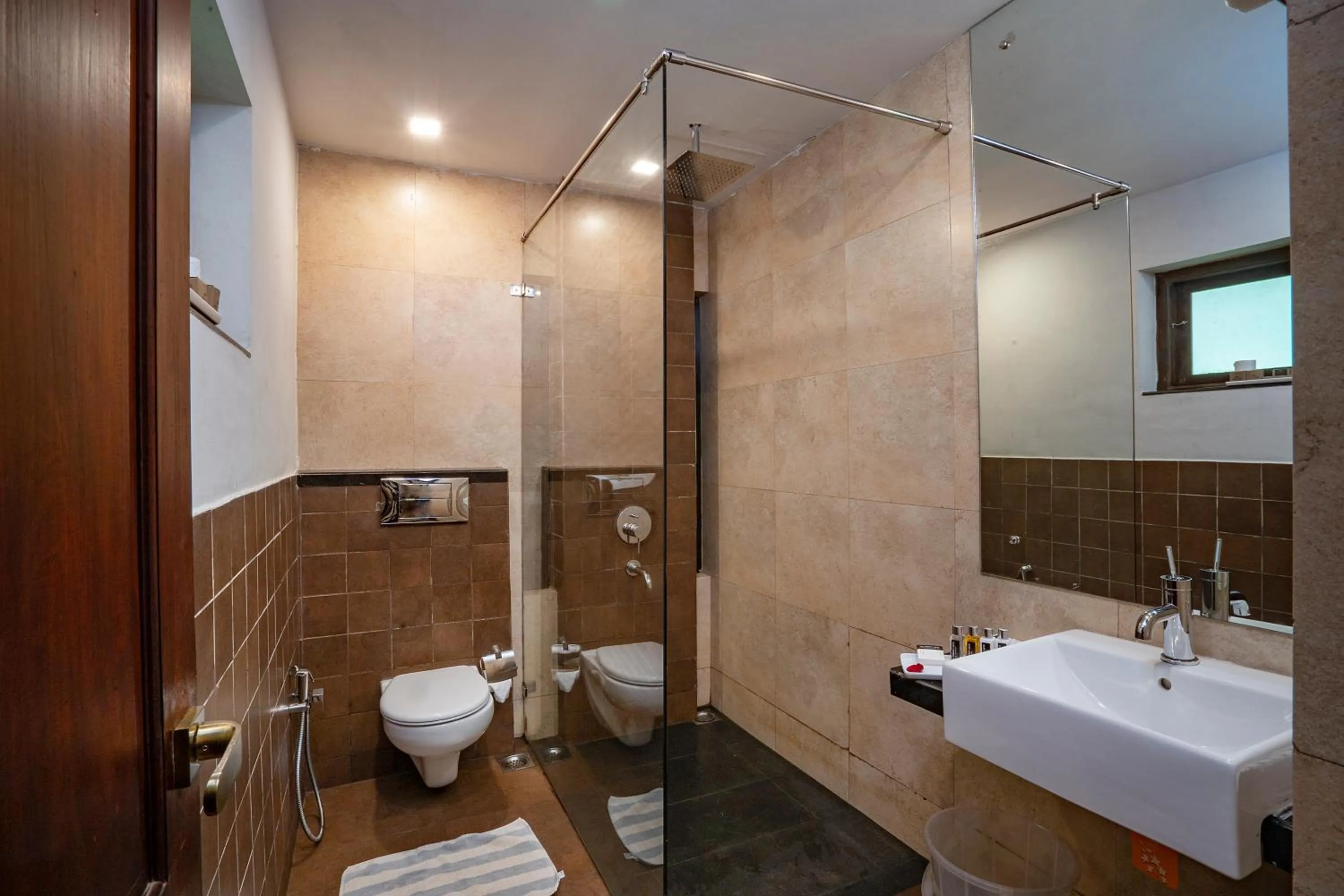 Toilet in Vythiri Mist Resort