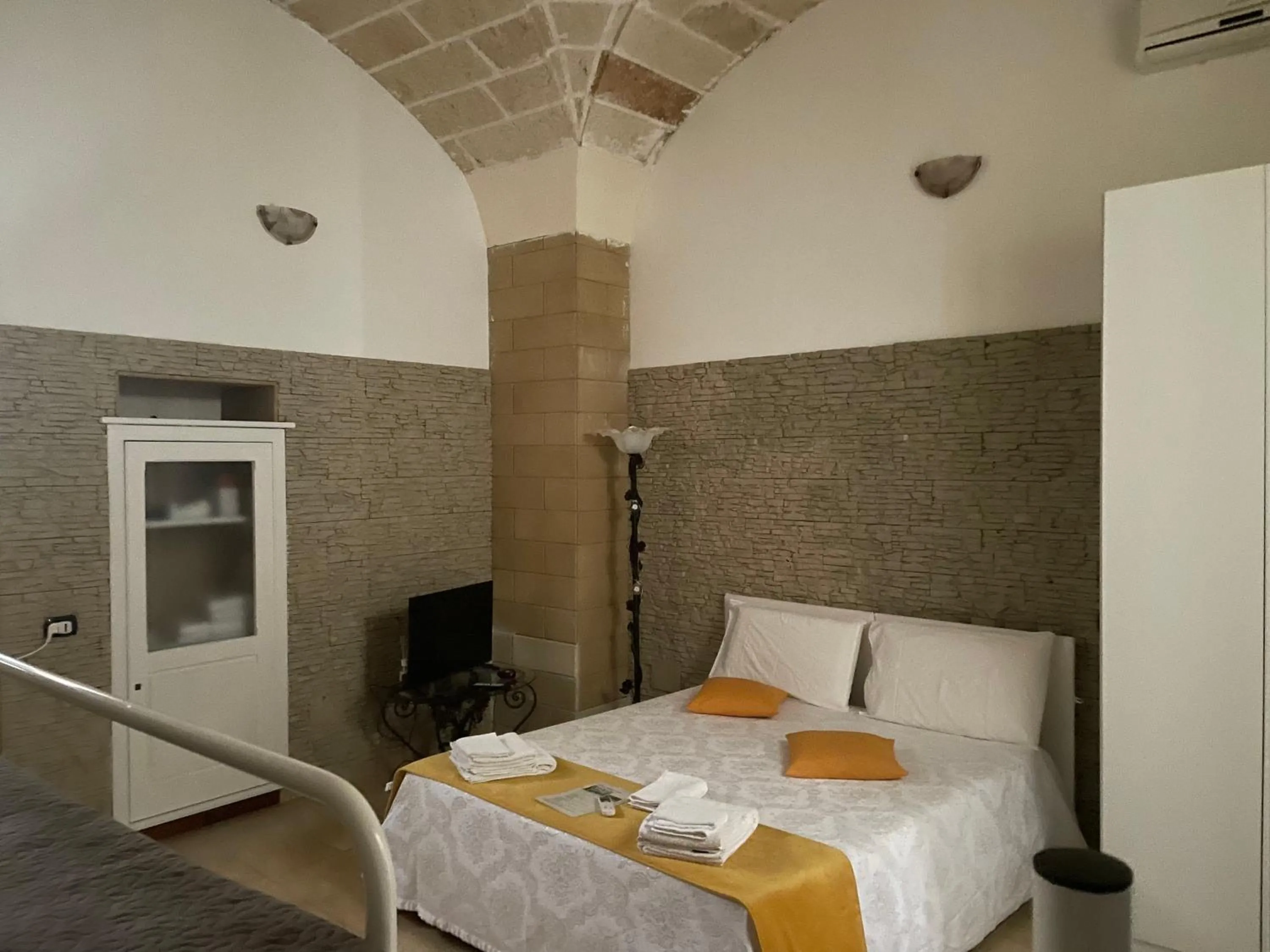 Bedroom, Bed in Salento Holidays Lecce