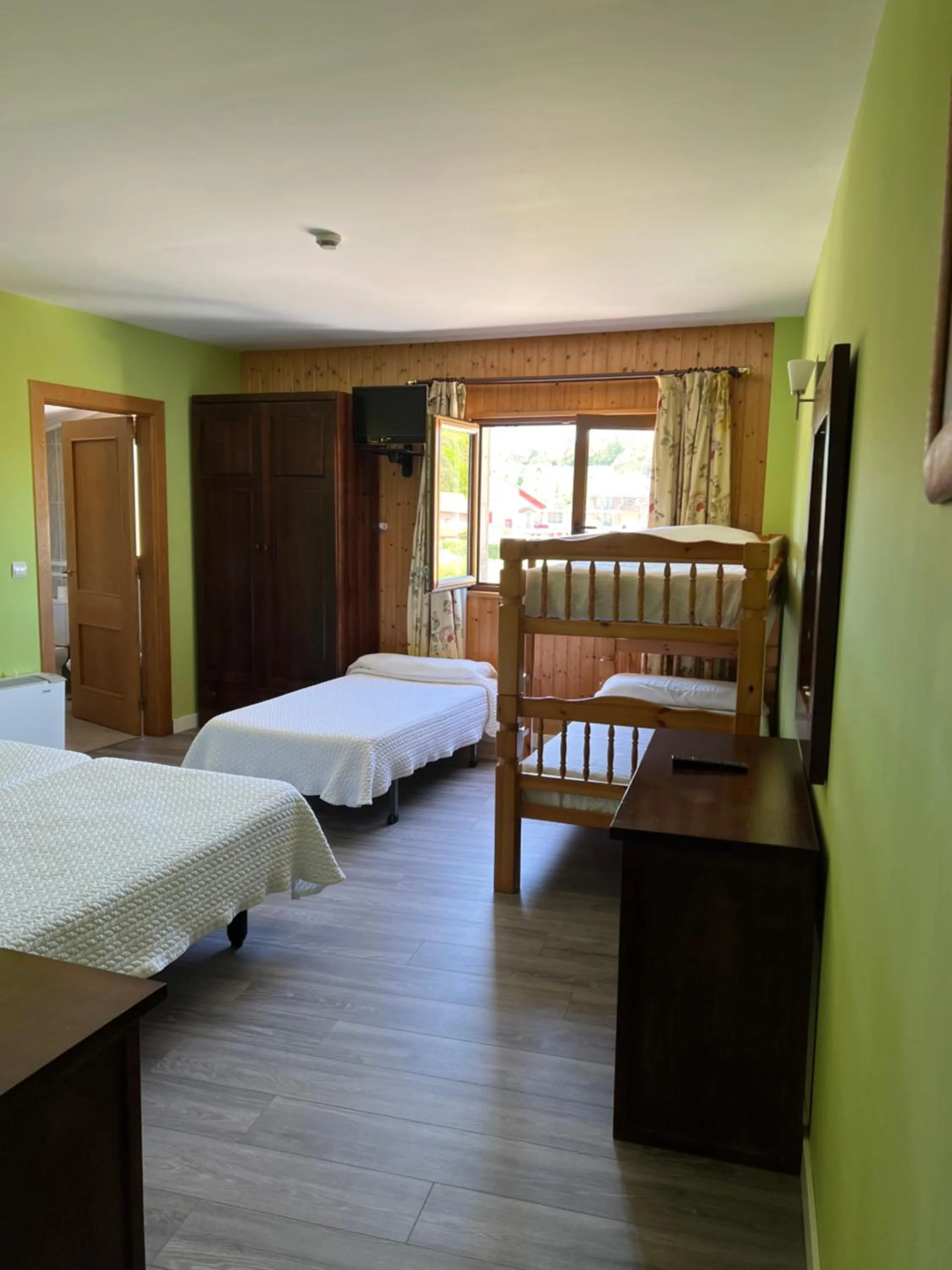 Family Room with Balcony in Hotel Villa Maria