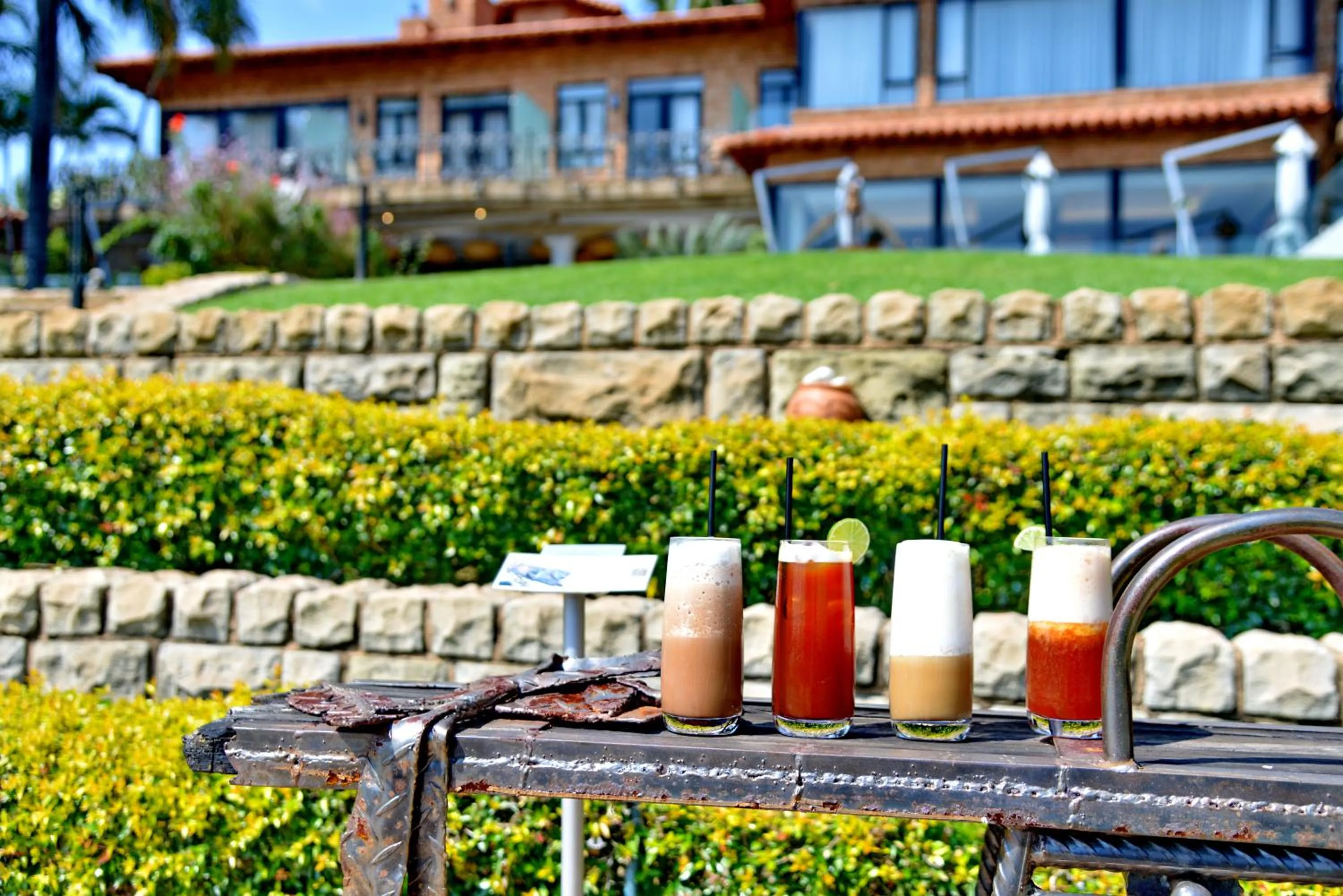 Restaurant/places to eat in Apogee Boutique Hotel & Spa