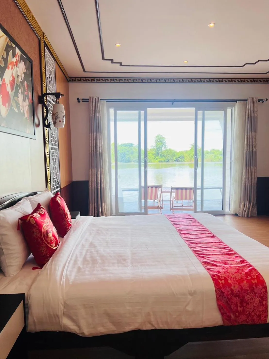 Bed in Kasem Island Resort