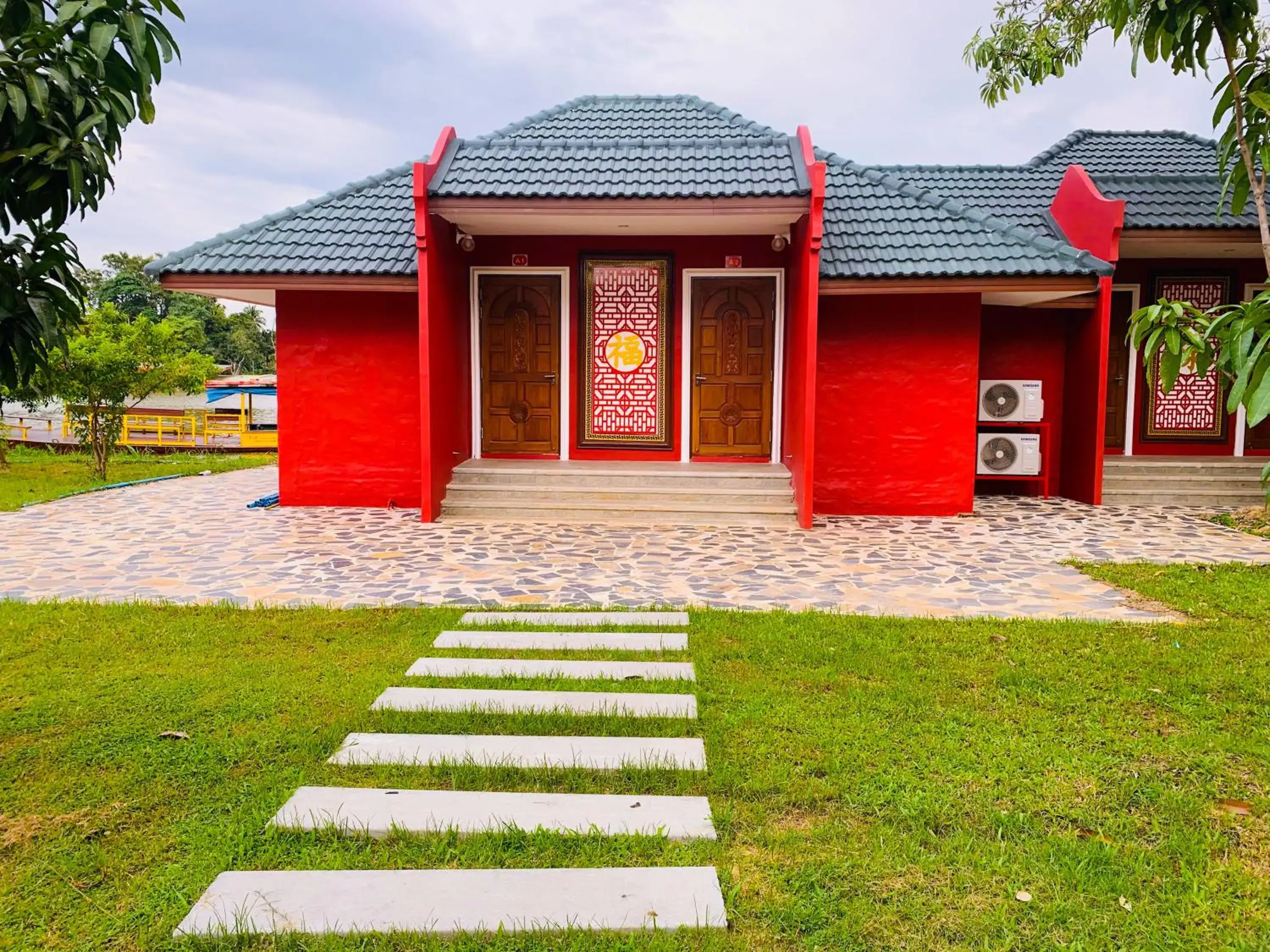 Property building in Kasem Island Resort Property building in Kasem Island Resort