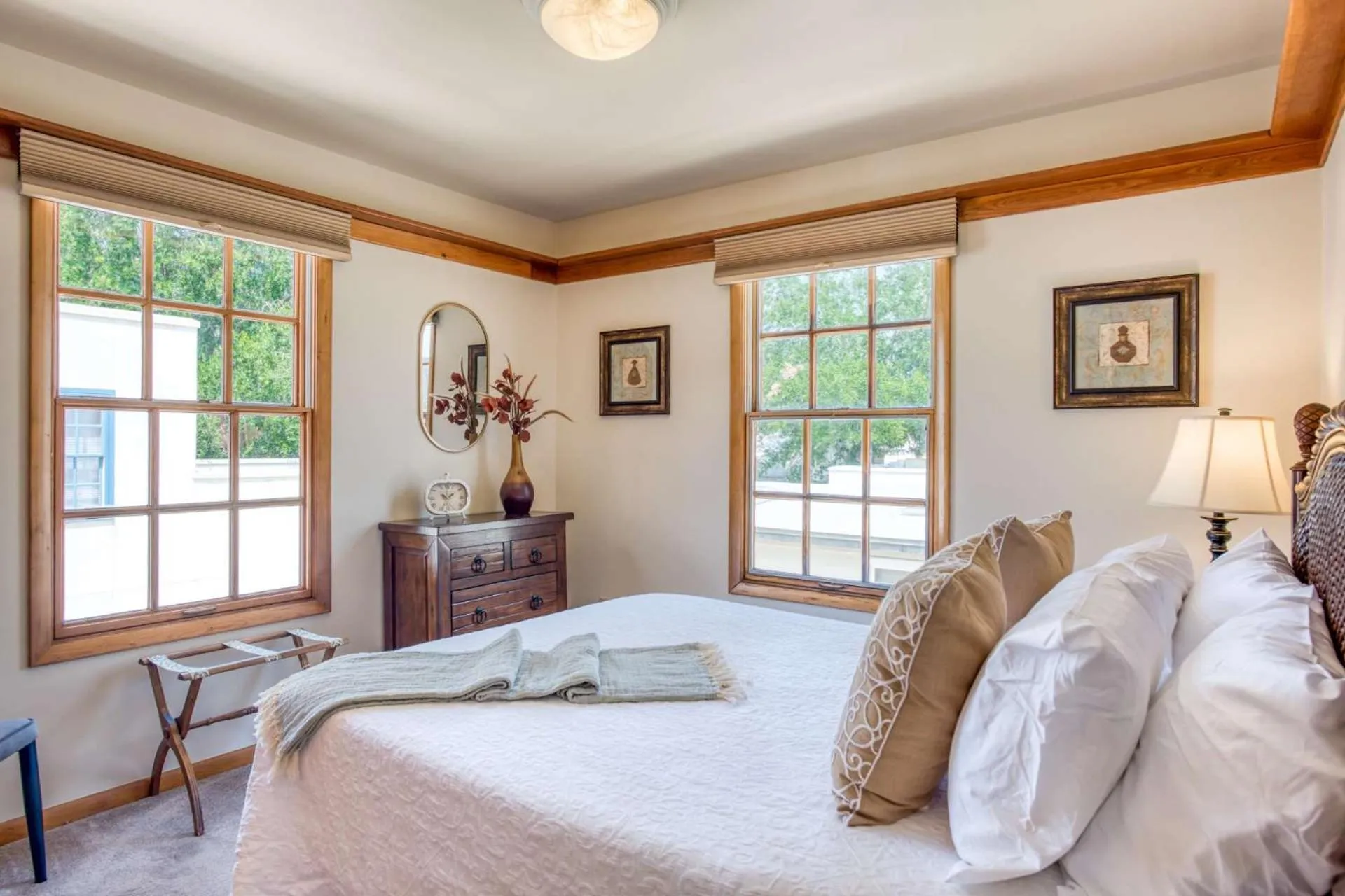 Bed in 64 Hypolita Street