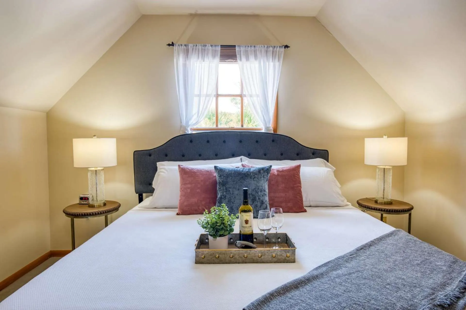 Bed in 64 Hypolita Street