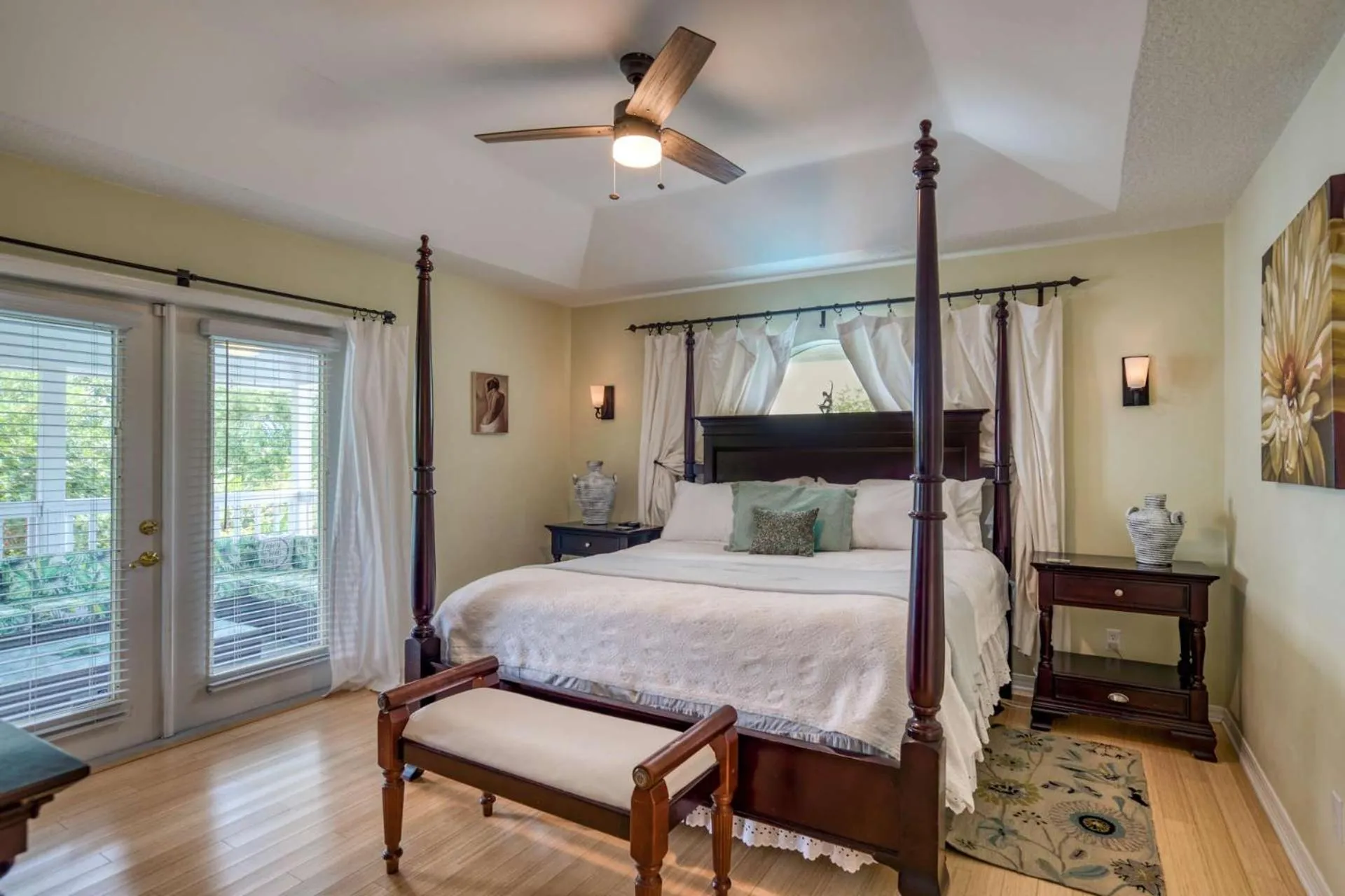 Bed in Chiquita Sun House