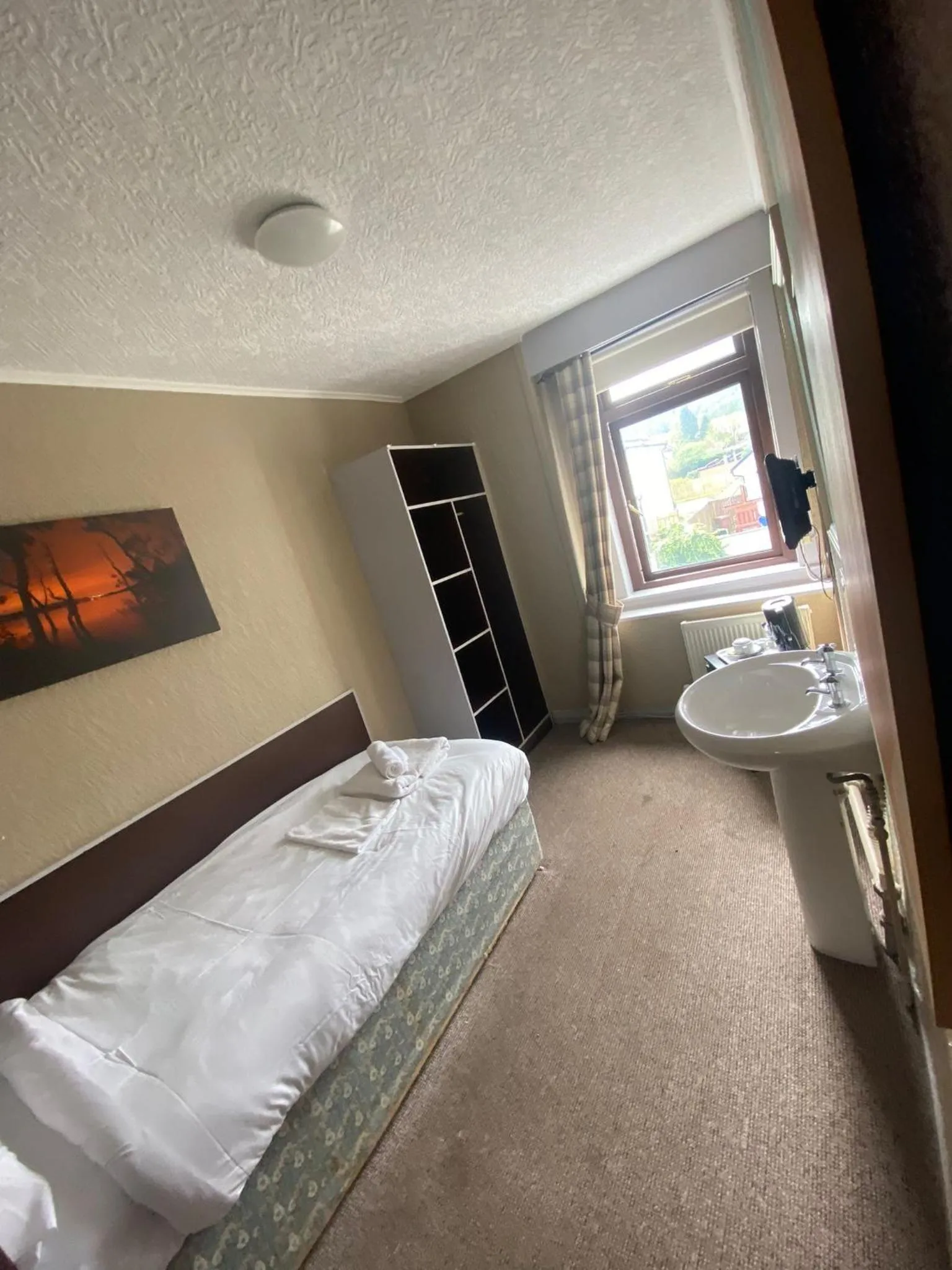 Bedroom, Bed in Lomond Park Hotel