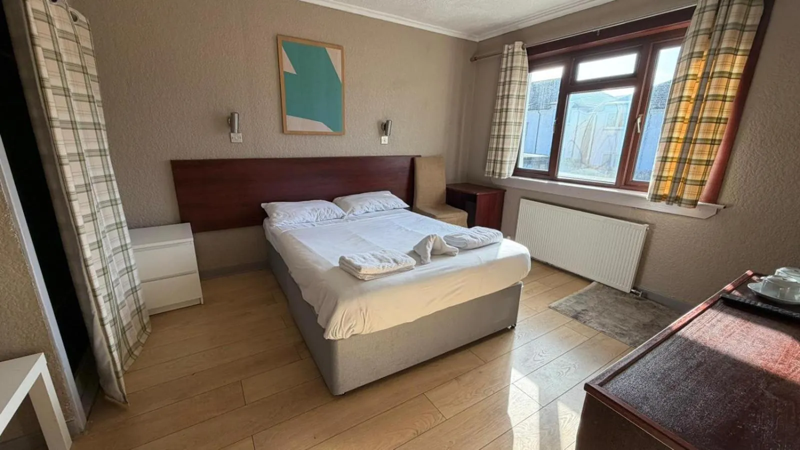 Bed in Lomond Park Hotel