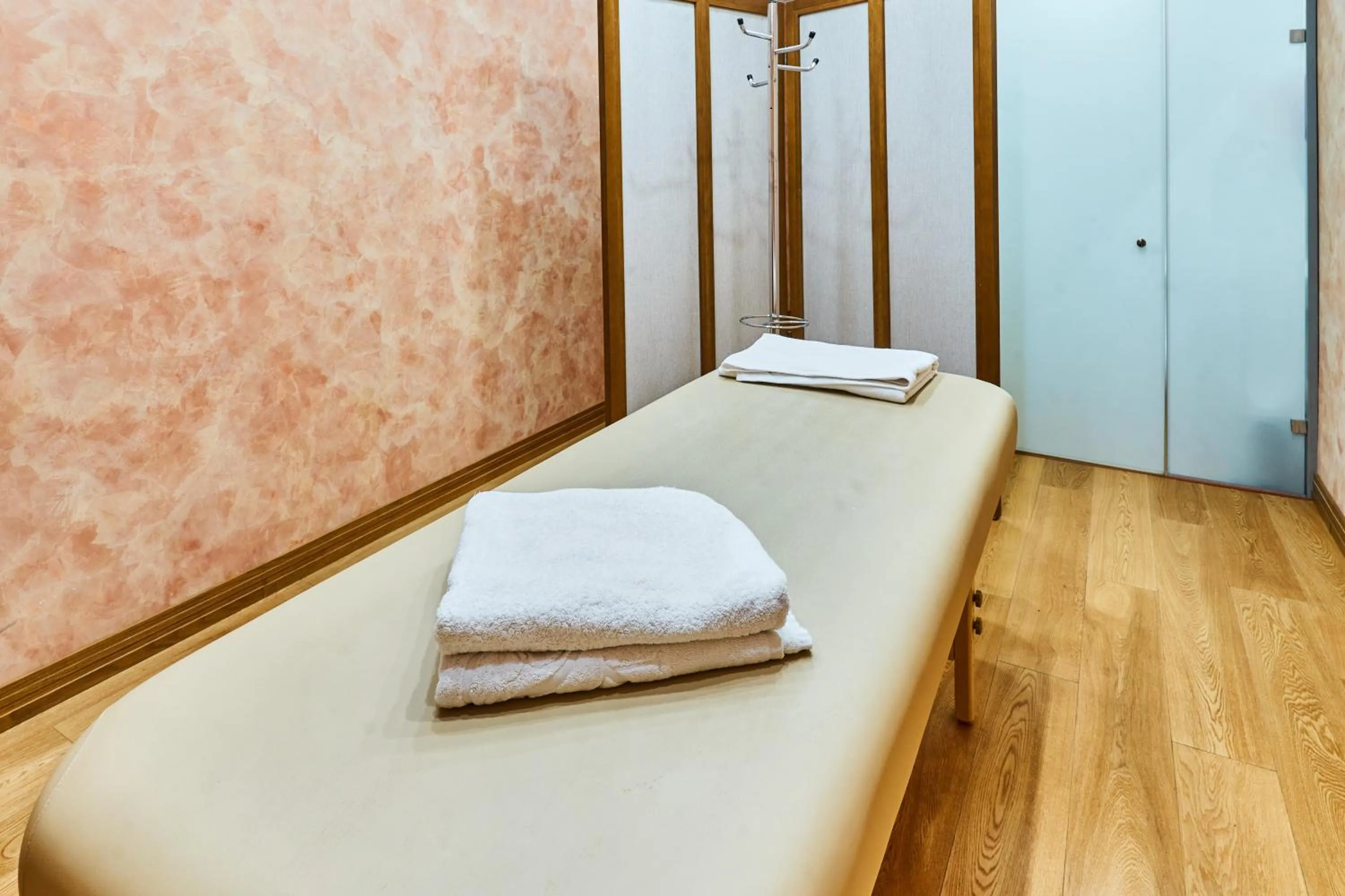 Massage in Kainar Hotel