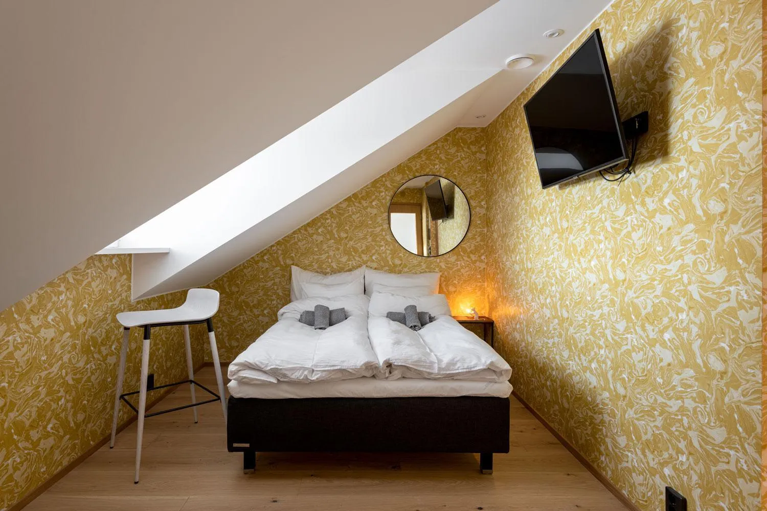 Photo of the whole room, Bed in Ilola Inn