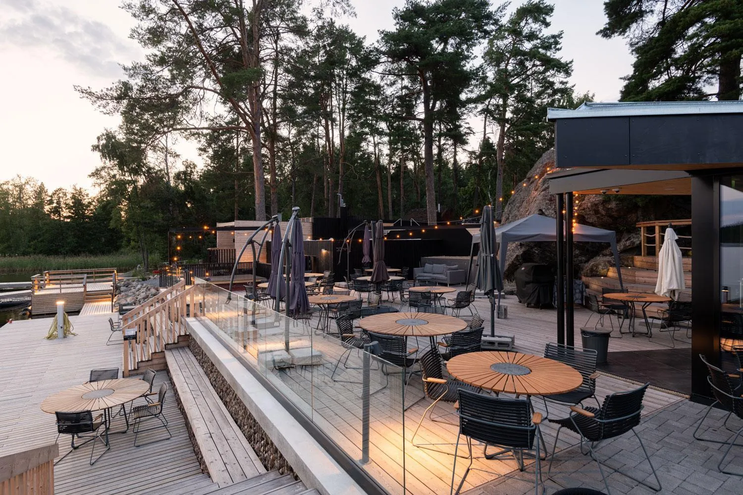 Property building in Ilola Inn