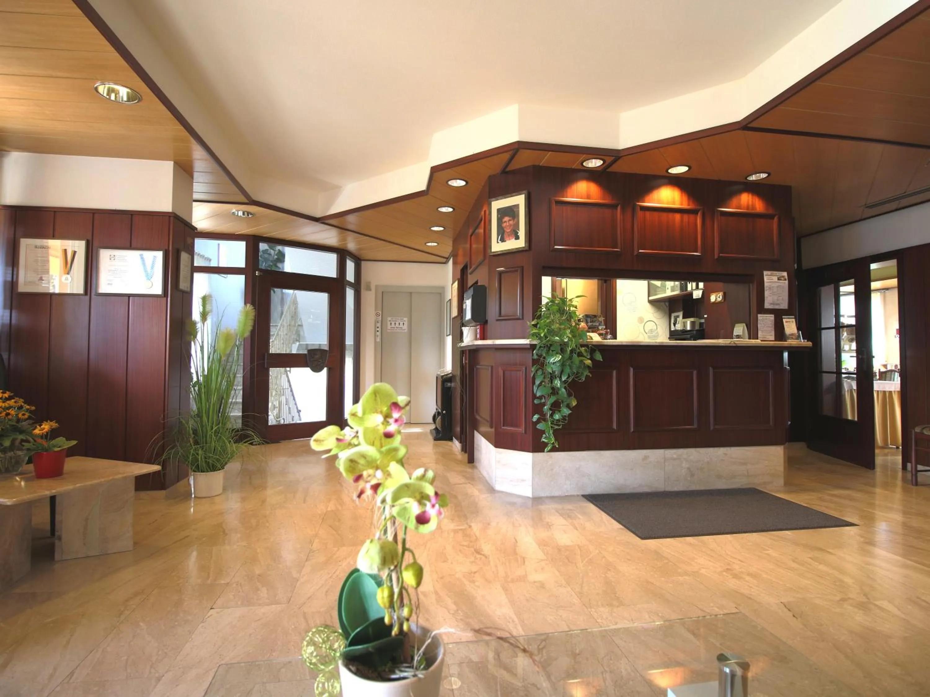 Lobby or reception in Hotel-Restaurant und Gästehaus Löwen