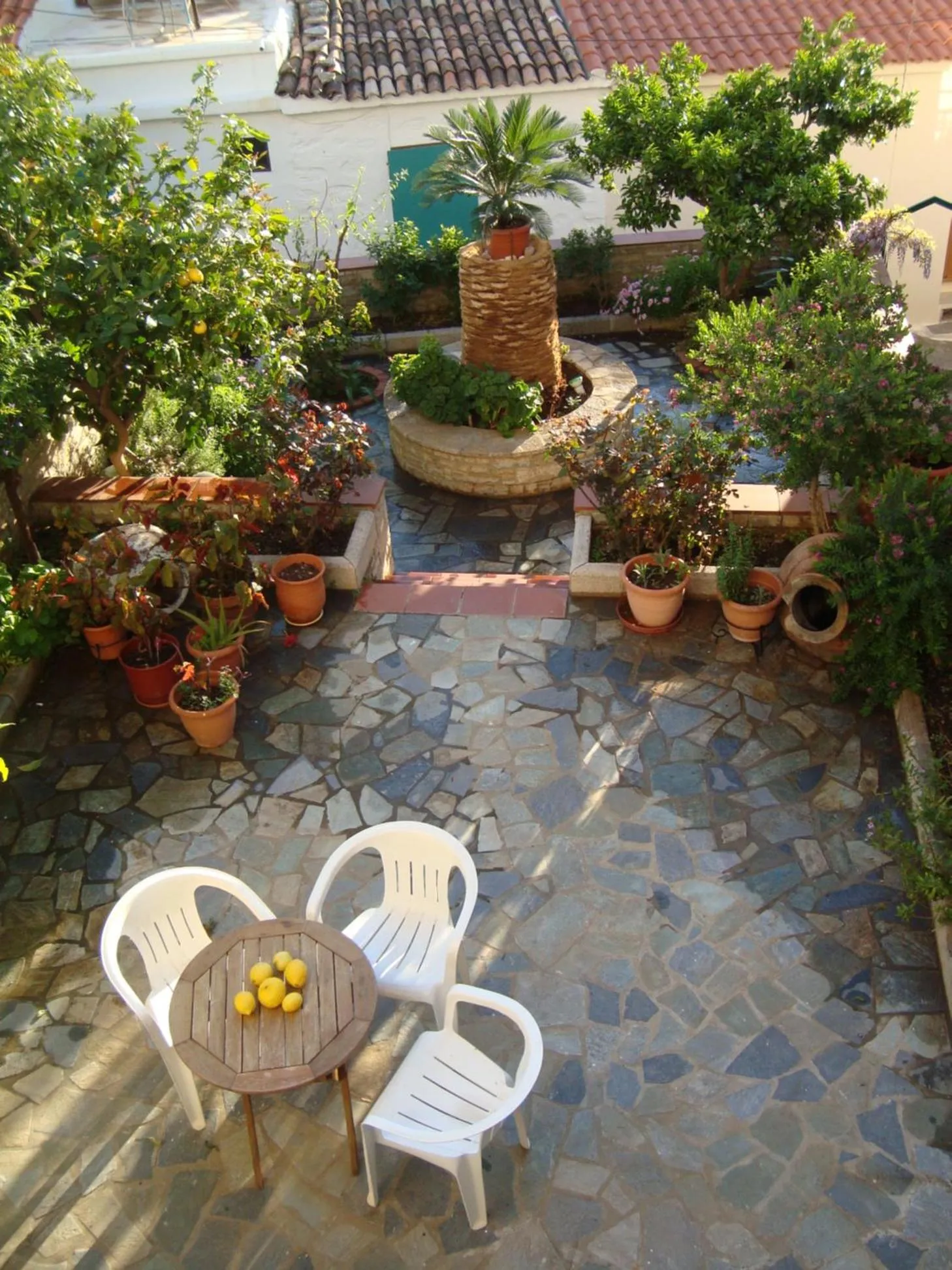 Balcony/Terrace in Green Hill Studios & Apartments