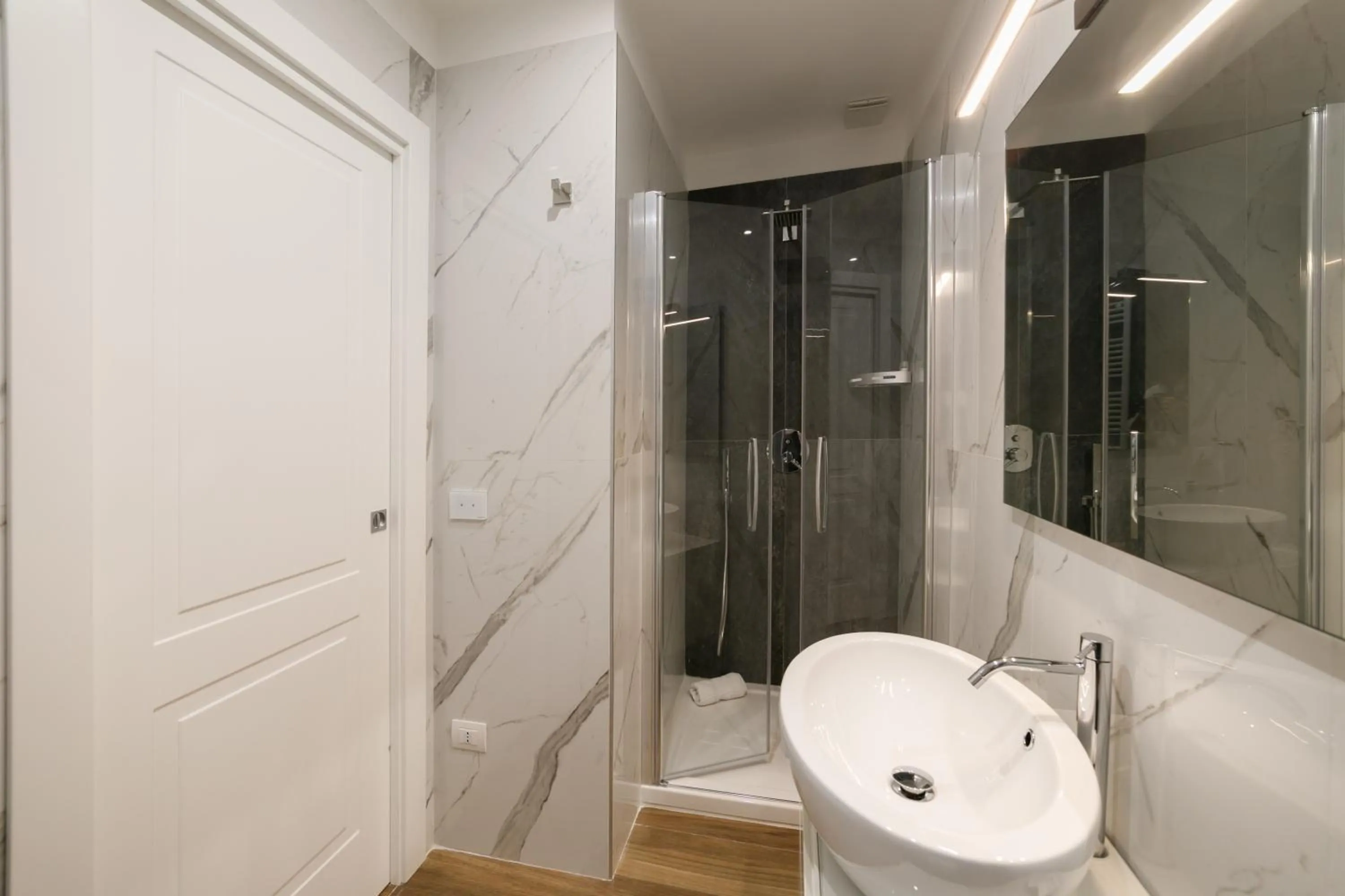 Bathroom in Toledo Place