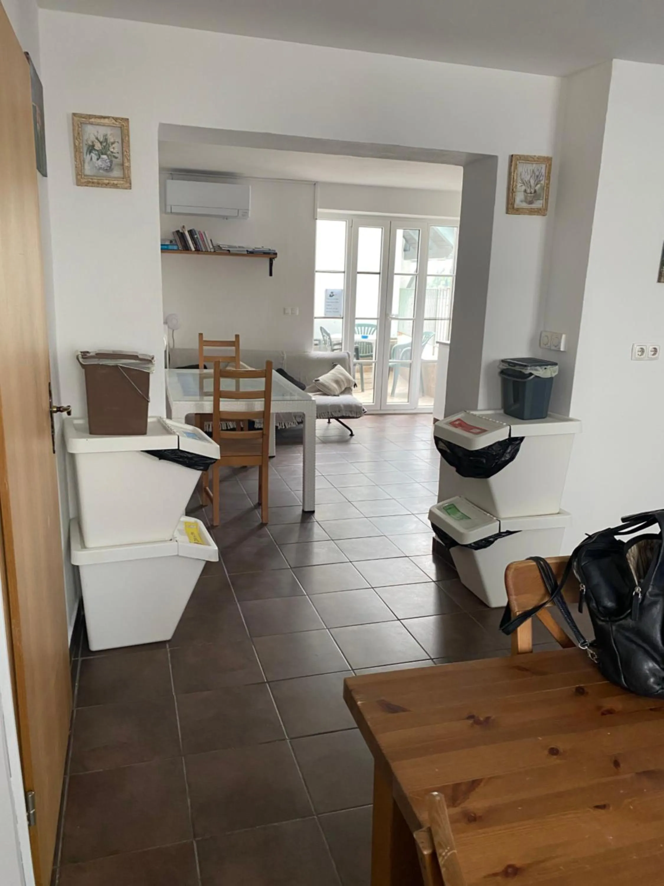 TV and multimedia in Travellers' Haven Hostel